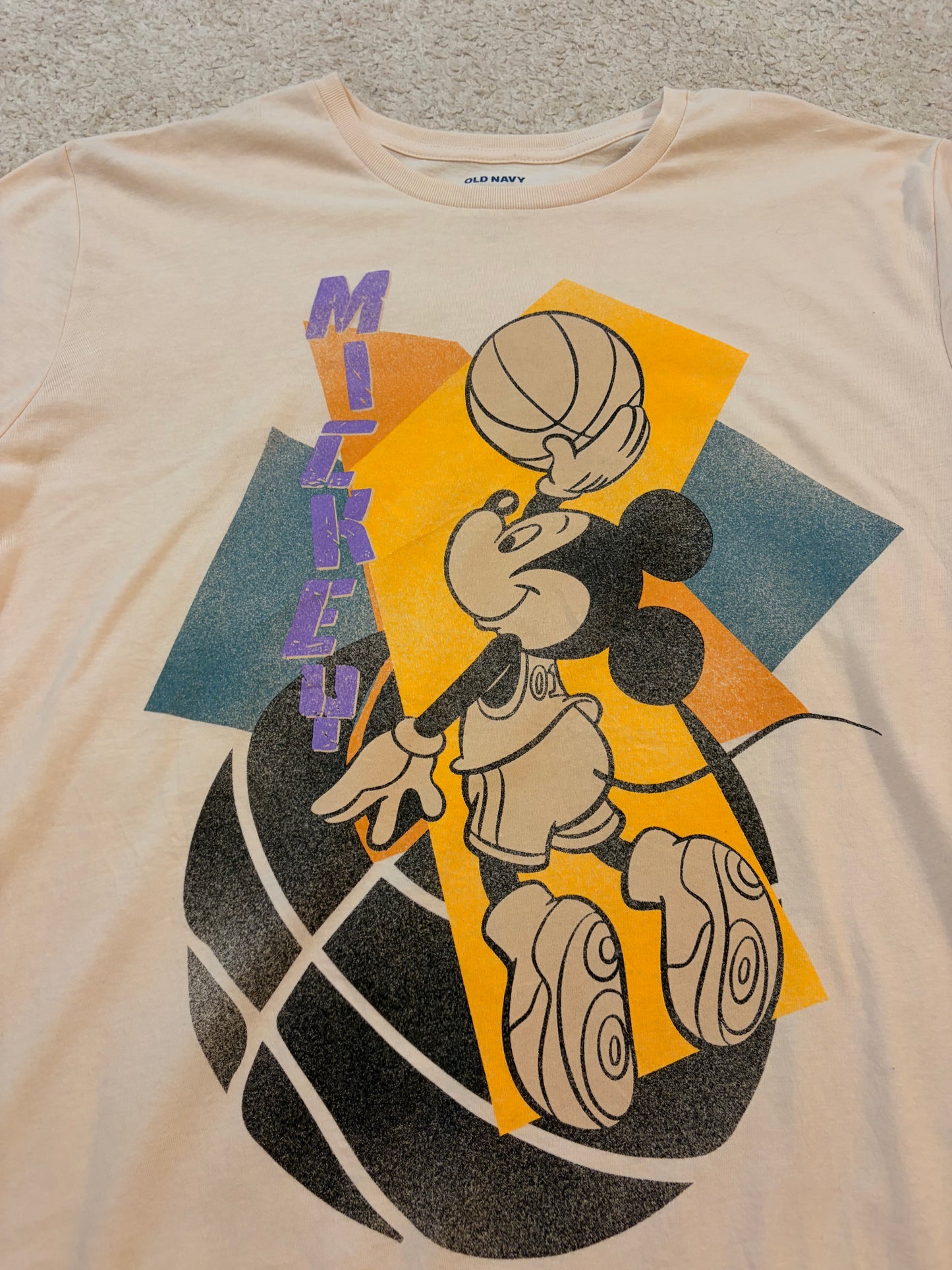 T-shirt Disney x Old Navy Mickey Mouse Basketball Rétro 90s Beige – Taille XL | Seconde Main