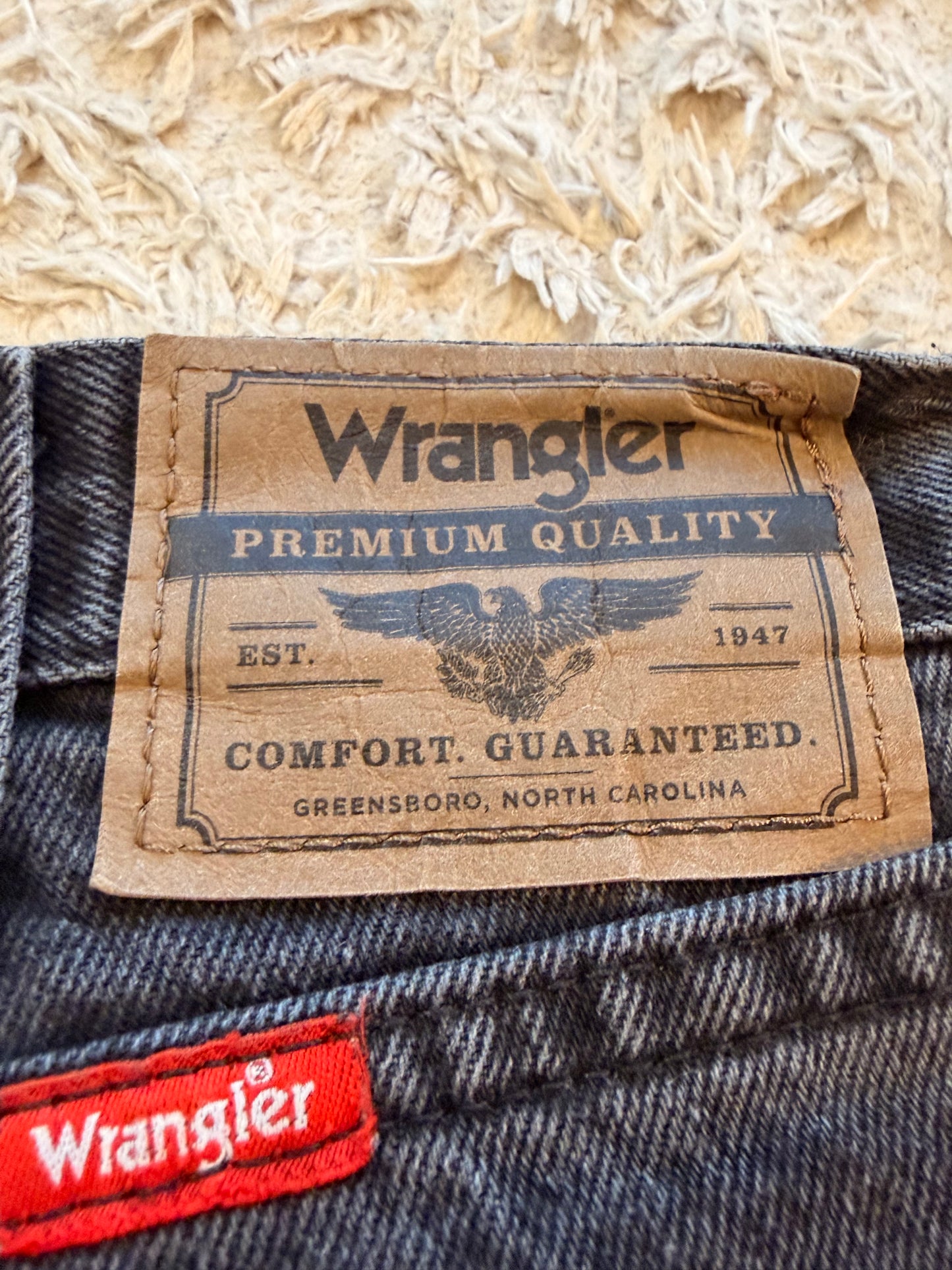 Jean Wrangler Premium Quality Comfort Guaranteed Noir Délavé Anthracite Faded Black 100% Coton W38/L32 – Homme – Taille 48