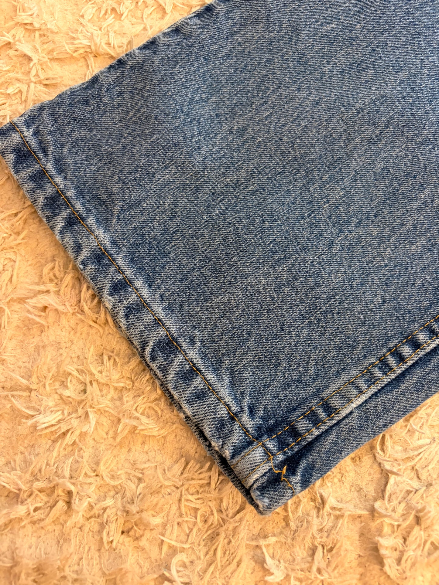Jean Wrangler Authentic Relaxed Fit Bleu Moyen Délavé 100% Coton W38/L30 – Homme – Taille 48