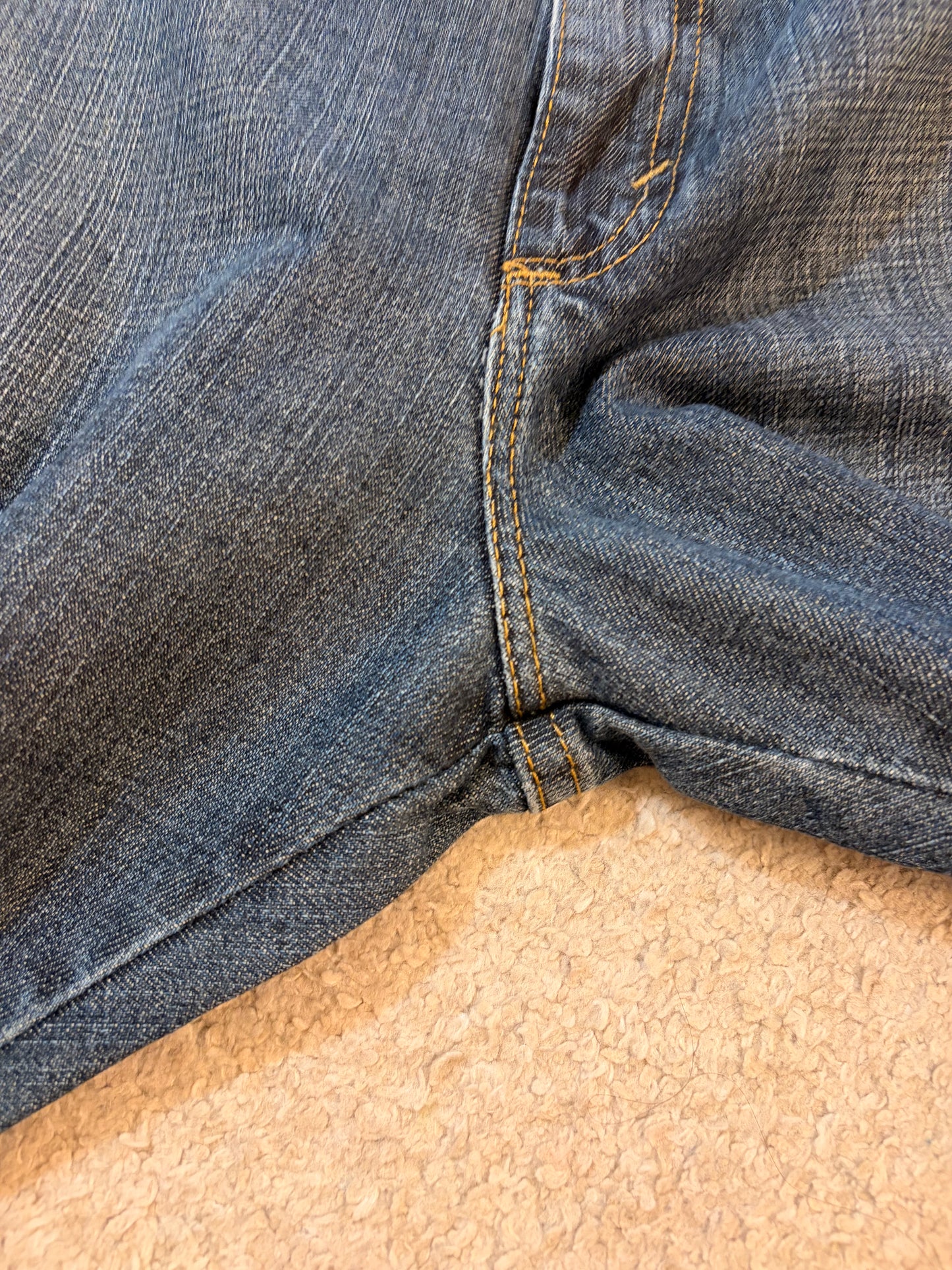 Jean Wrangler Rugged Wear Bleu Brut Straight Fit 100% Coton – Taille W42 L34 | Seconde Main