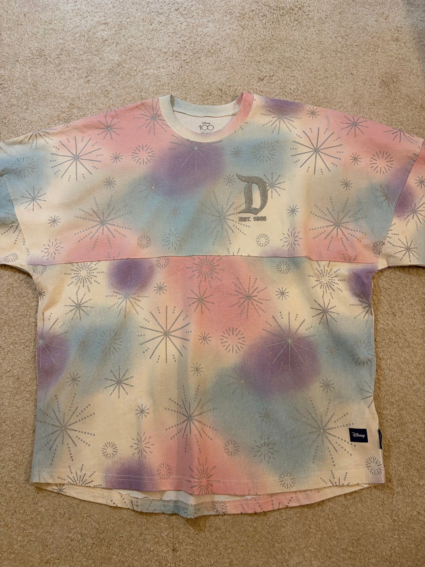 Spirit Jersey Disney 100 Ans Disneyland Paris Pastel – Taille L | Seconde Main