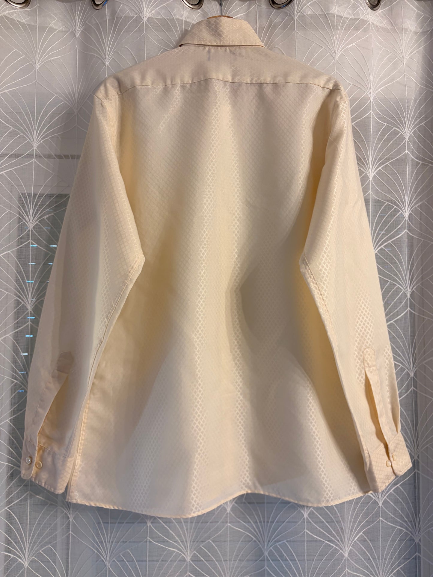 Chemise Pierre Cardin Crème Texturée Jacquard Non-Iron Manches Longues – Homme – Taille 16 (M/L)