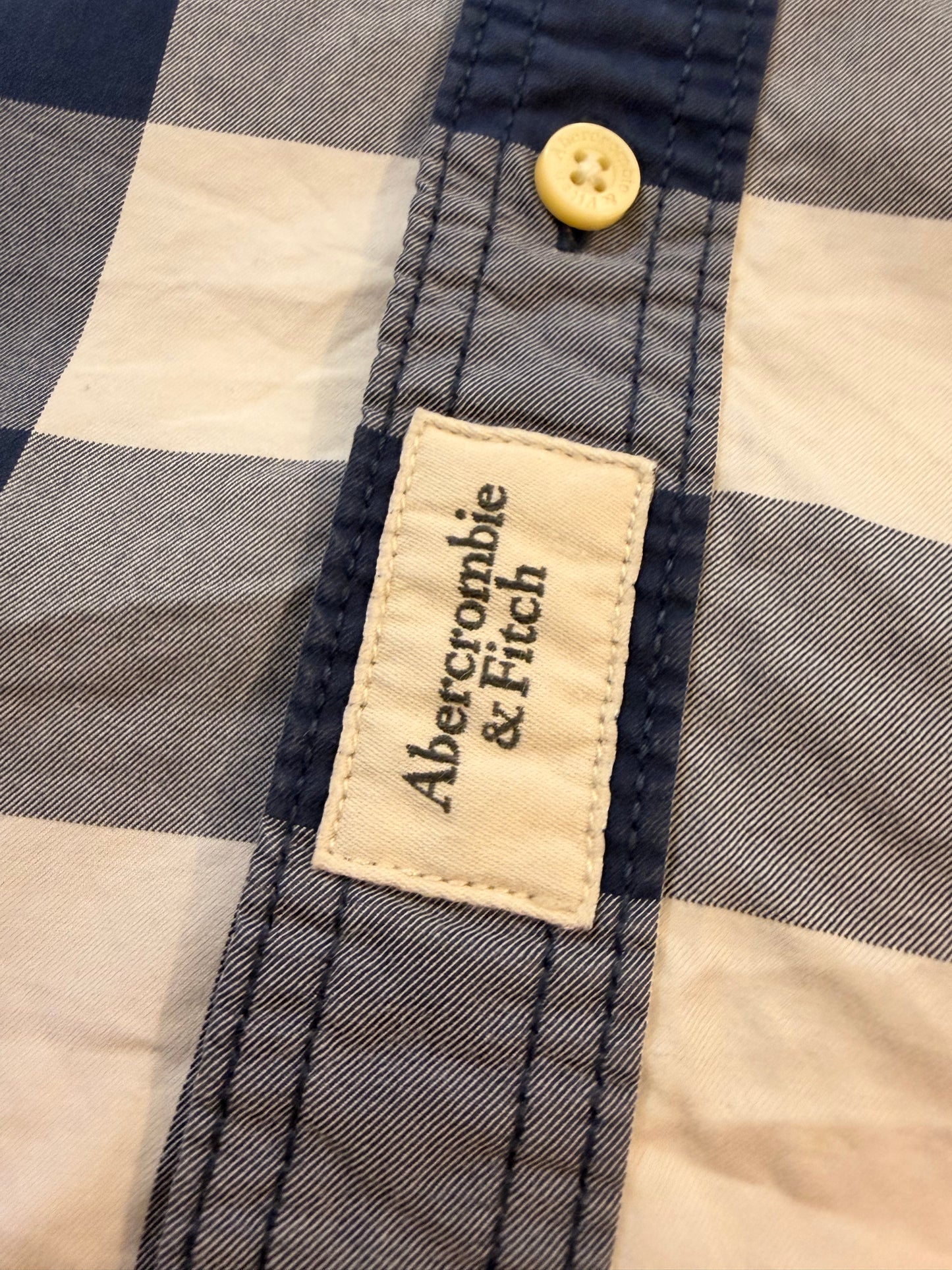Chemise Abercrombie & Fitch Carreaux Bleu Marine/Blanc Muscle Fit Button-Down – Homme – Taille M