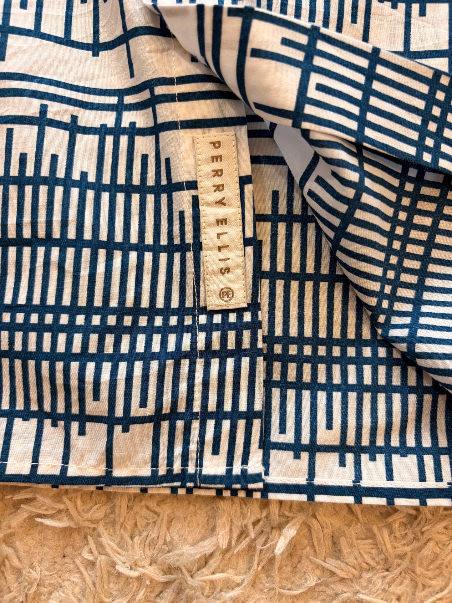 Chemise Manches Courtes Perry Ellis Slim Fit Graphique Blanc/Bleu/Rouge Bande Contrastée – Homme – Taille L