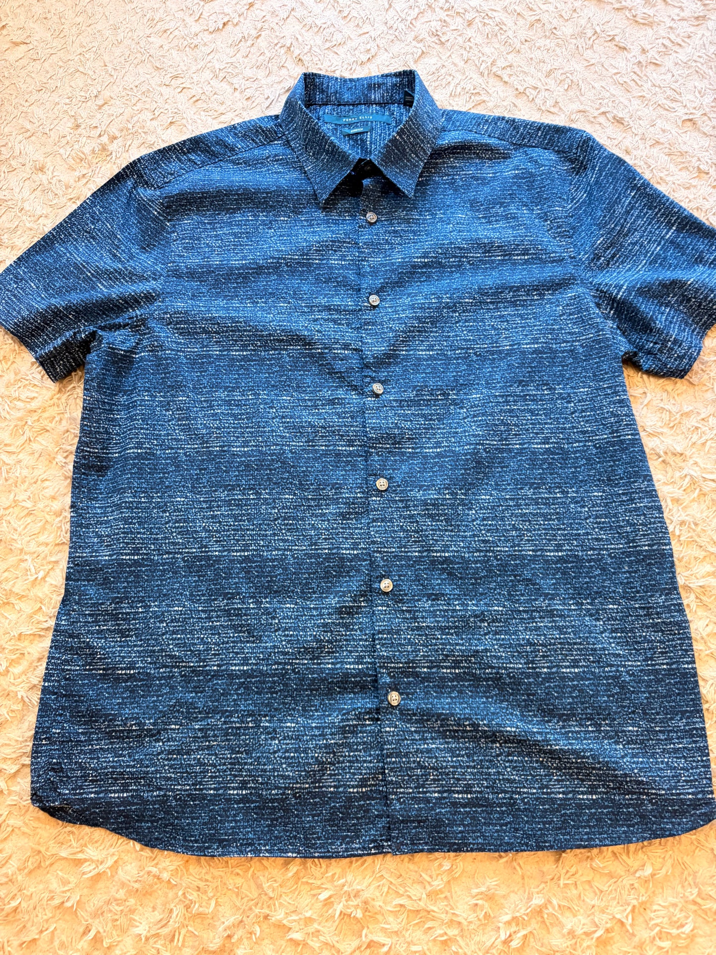 Chemise Manches Courtes Perry Ellis Stretch Bleu Marine Motif Flammé Blanc – Homme – Taille L