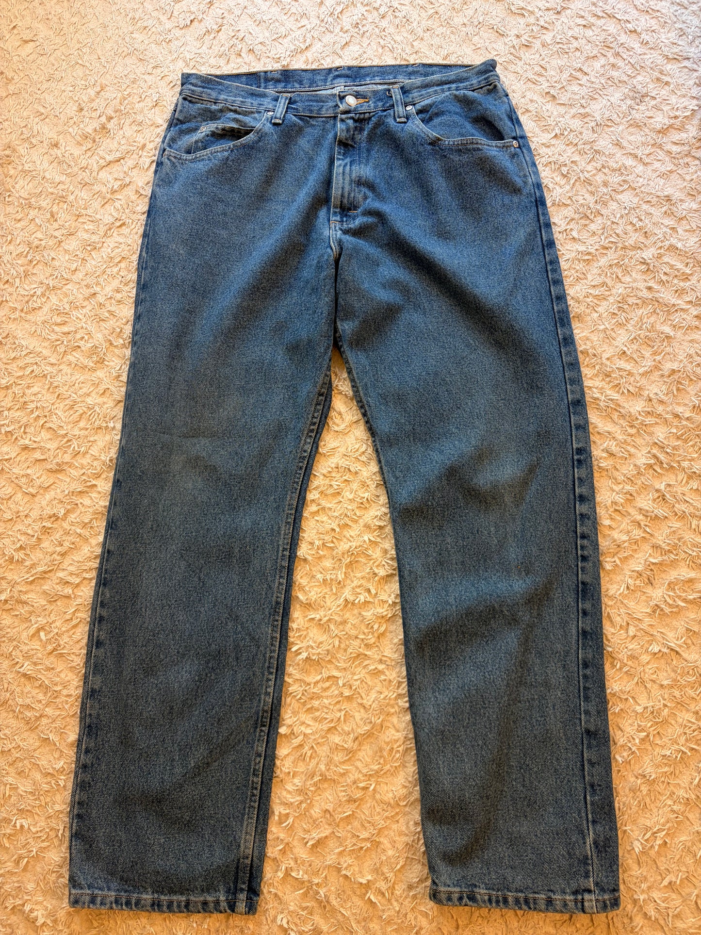 Jean Wrangler Premium Quality Relaxed Fit Bleu Stonewash 100% Coton – Homme – Taille W35/L32