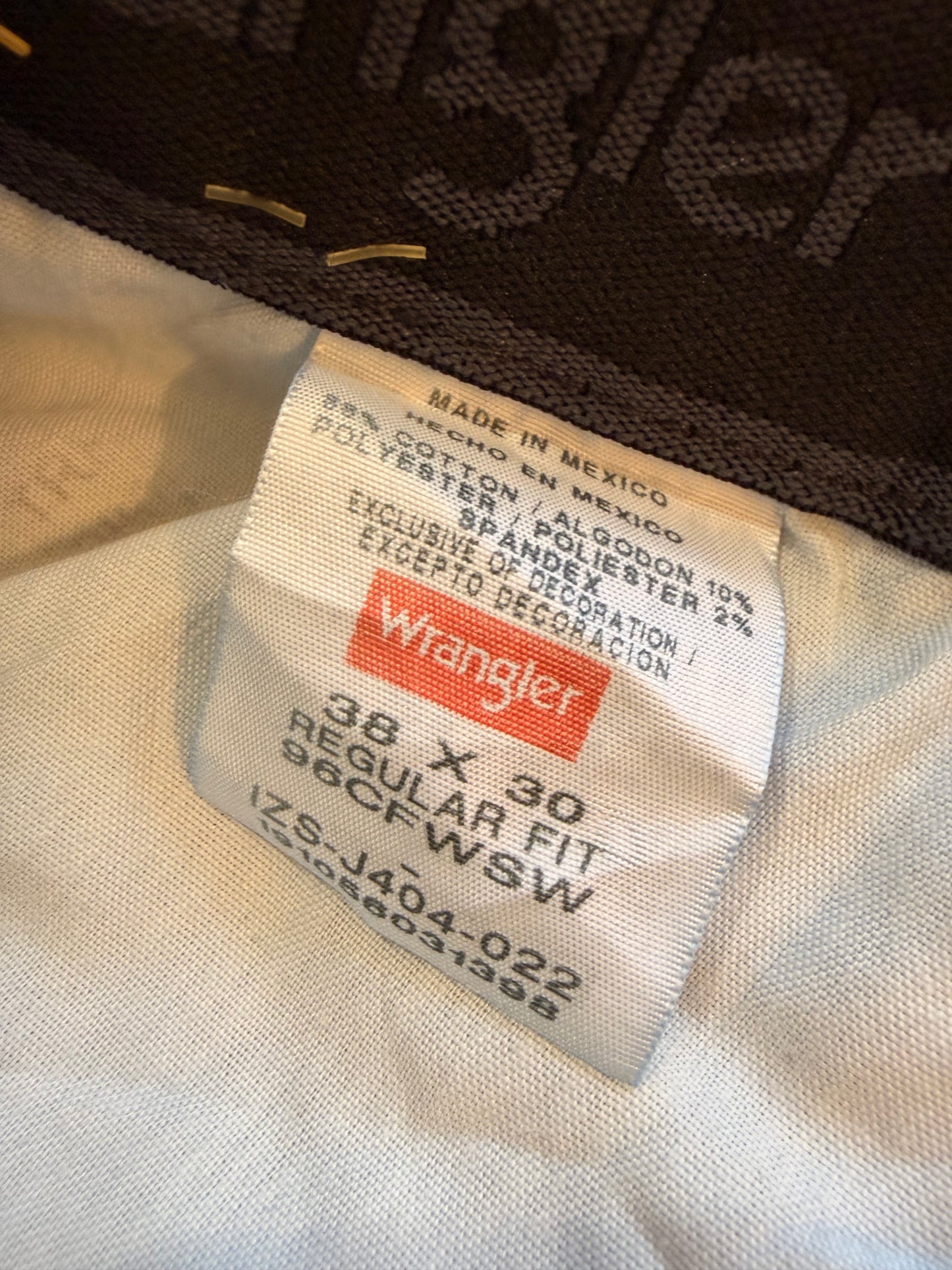 Jean Wrangler Authentics Regular Fit Comfort Flex Waistband Bleu Délavage Classique 88% Coton 10% Polyester 2% Spandex Ceinture Élastique W38/L30 – Homme – Taille 48