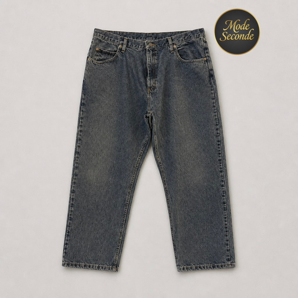 Jean Wrangler Authentic Relaxed Fit bleu moyen délavé 100% coton W38/L30 grande taille – Homme – Taille 48 | Mode Seconde
