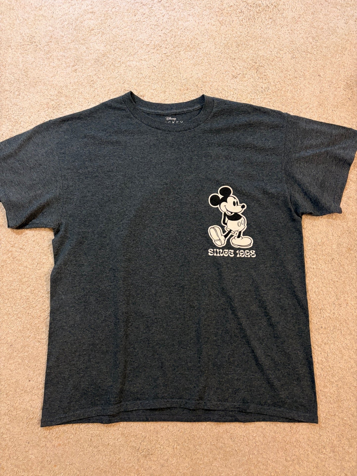 T-shirt Disney Mickey Mouse Since 1928 "A True Original" Gris Anthracite – Taille L | Seconde Main