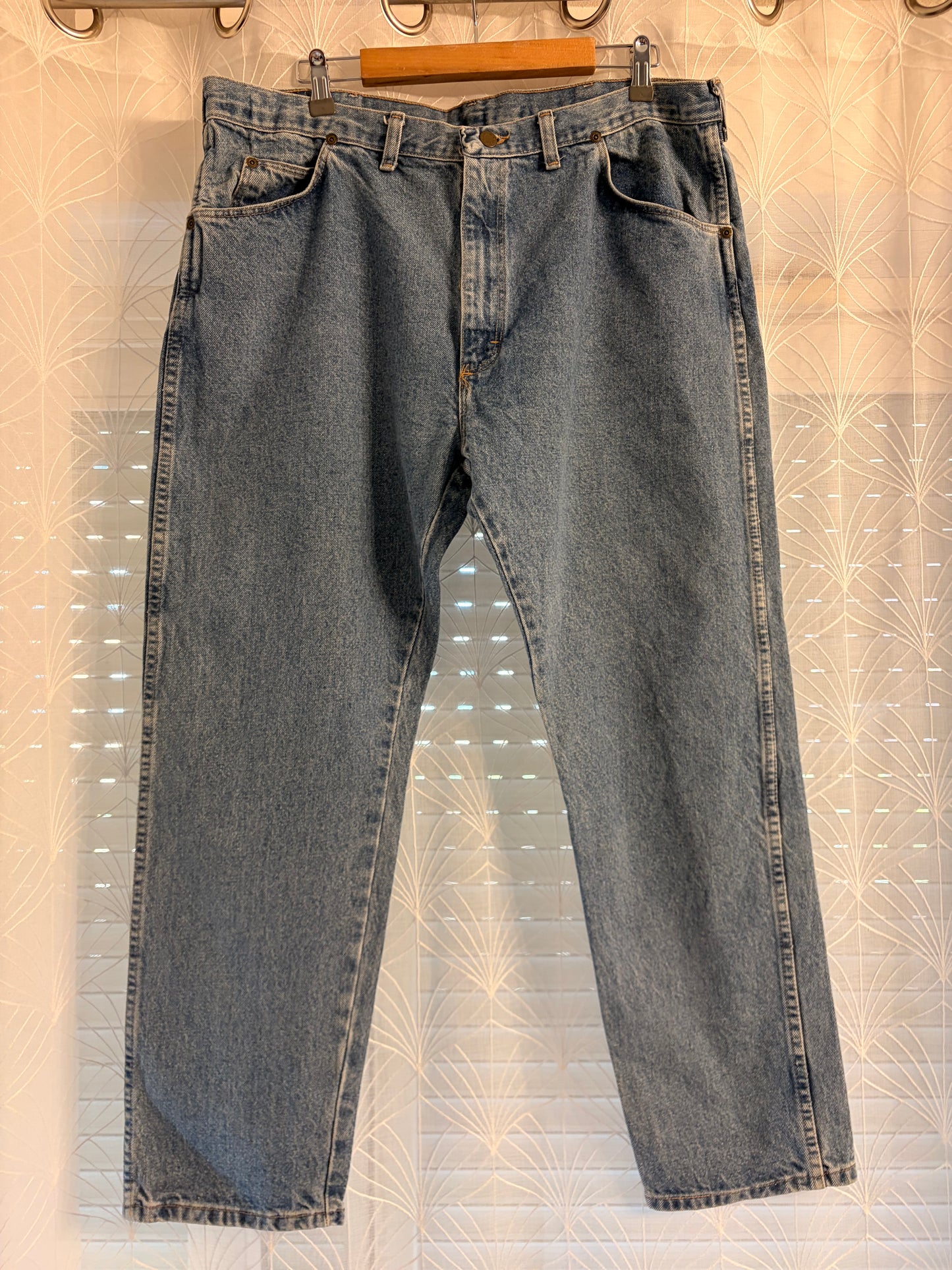 Jean Wrangler Authentic Vintage Made in USA Droit Bleu Délavé 100% Coton – Homme – Taille W40/L29 (50)