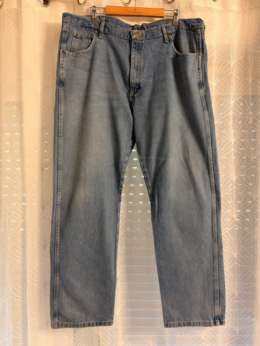 Jean Wrangler Blue Ridge Bleu Clair Straight Fit 100% Coton – Taille W42 L32 | Seconde Main