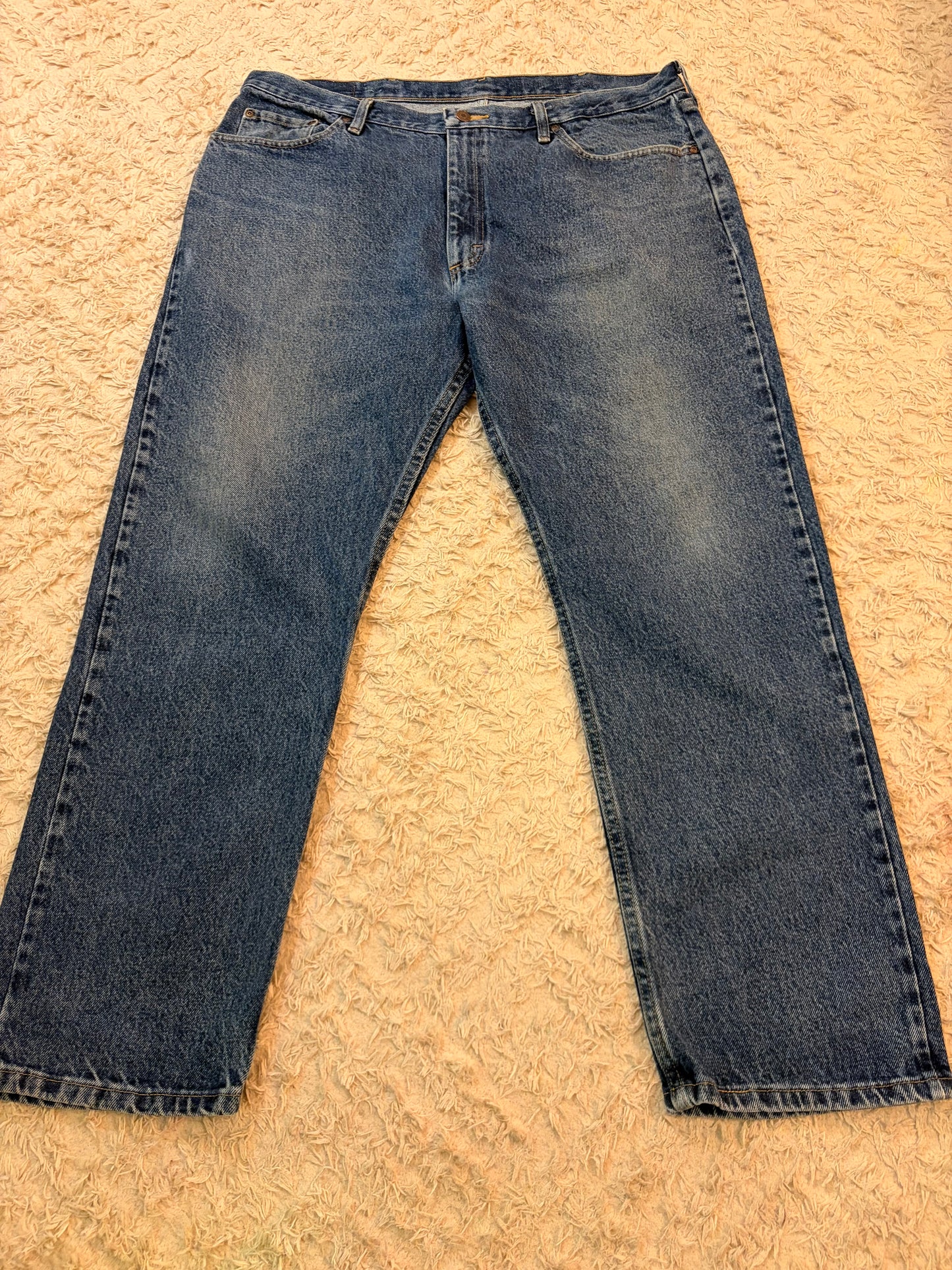 Jean Wrangler Premium Quality Regular Fit Bleu Moyen Délavé 100% Coton W40/L30 (FR 48-50) – Homme Grande Taille – Très Bon état
