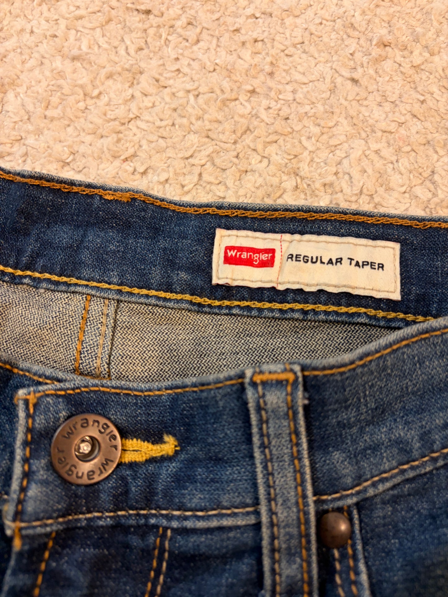 Jean Wrangler Premium Quality Bleu Foncé Stretch Regular Taper – Taille W34 L32 | Seconde Main