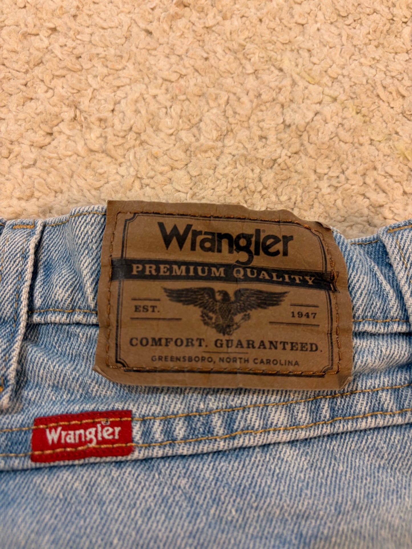 Jean Wrangler Premium Quality Bleu Clair Stretch Straight Fit – Taille W38 L32 | Seconde Main