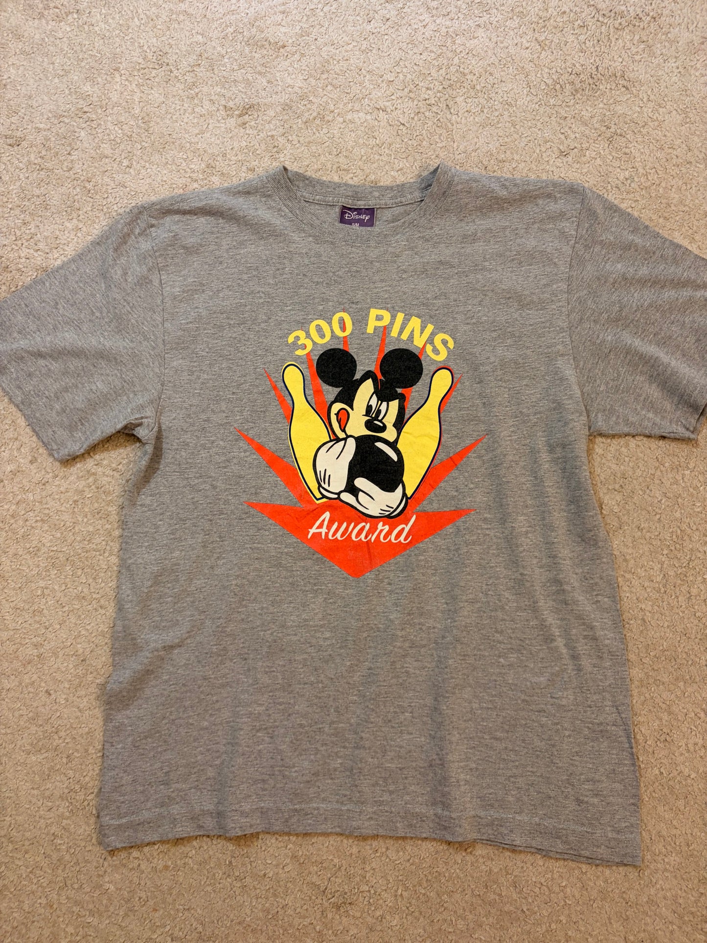T-shirt Disney Mickey Mouse Bowling 300 Pins Award Gris Chiné – Taille M/L | Seconde Main