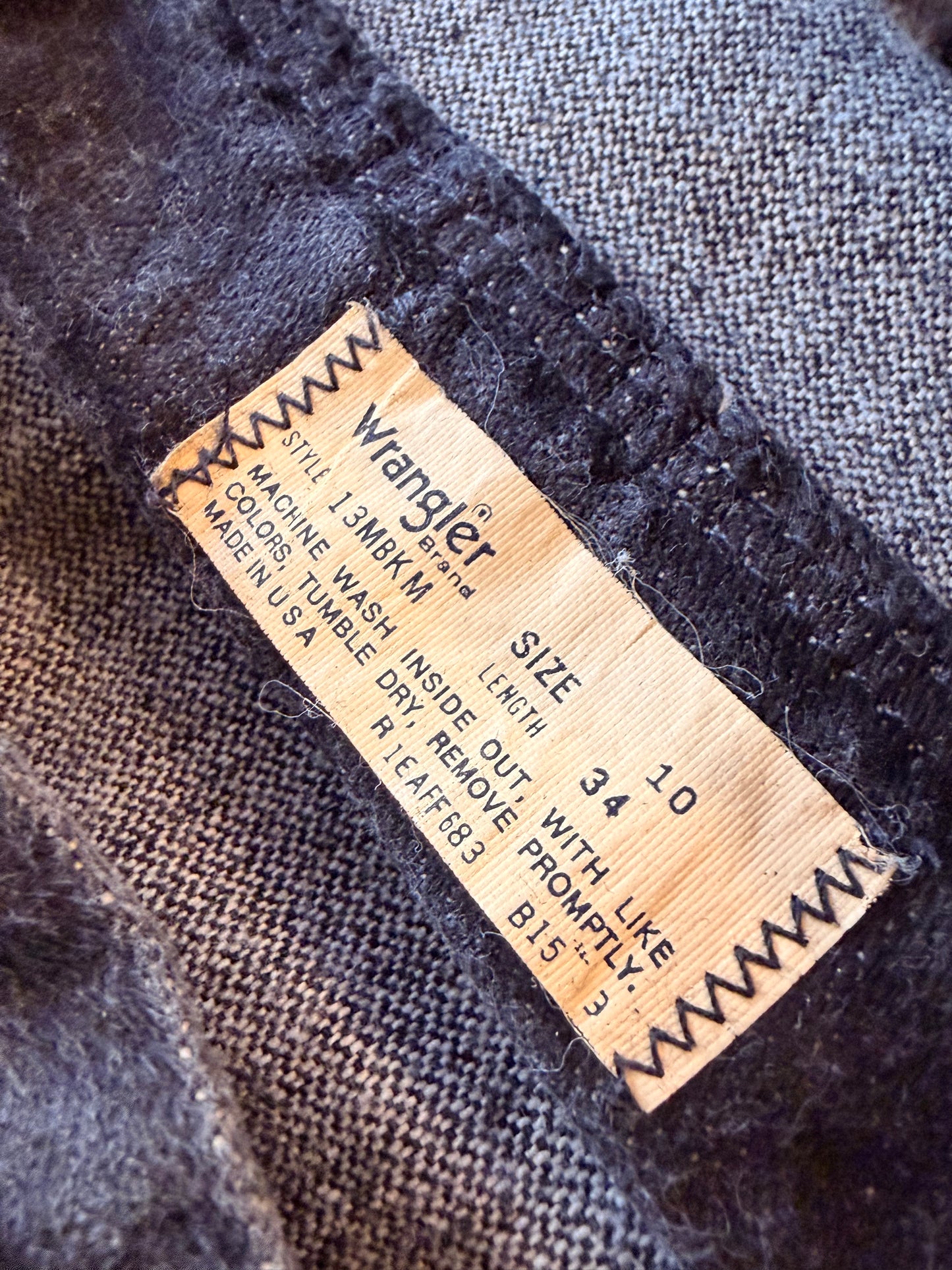 Jean Wrangler Cowboy Cut Vintage Made in USA Taille Haute Noir Délavé – Femme – Taille 36/38 (US 10)