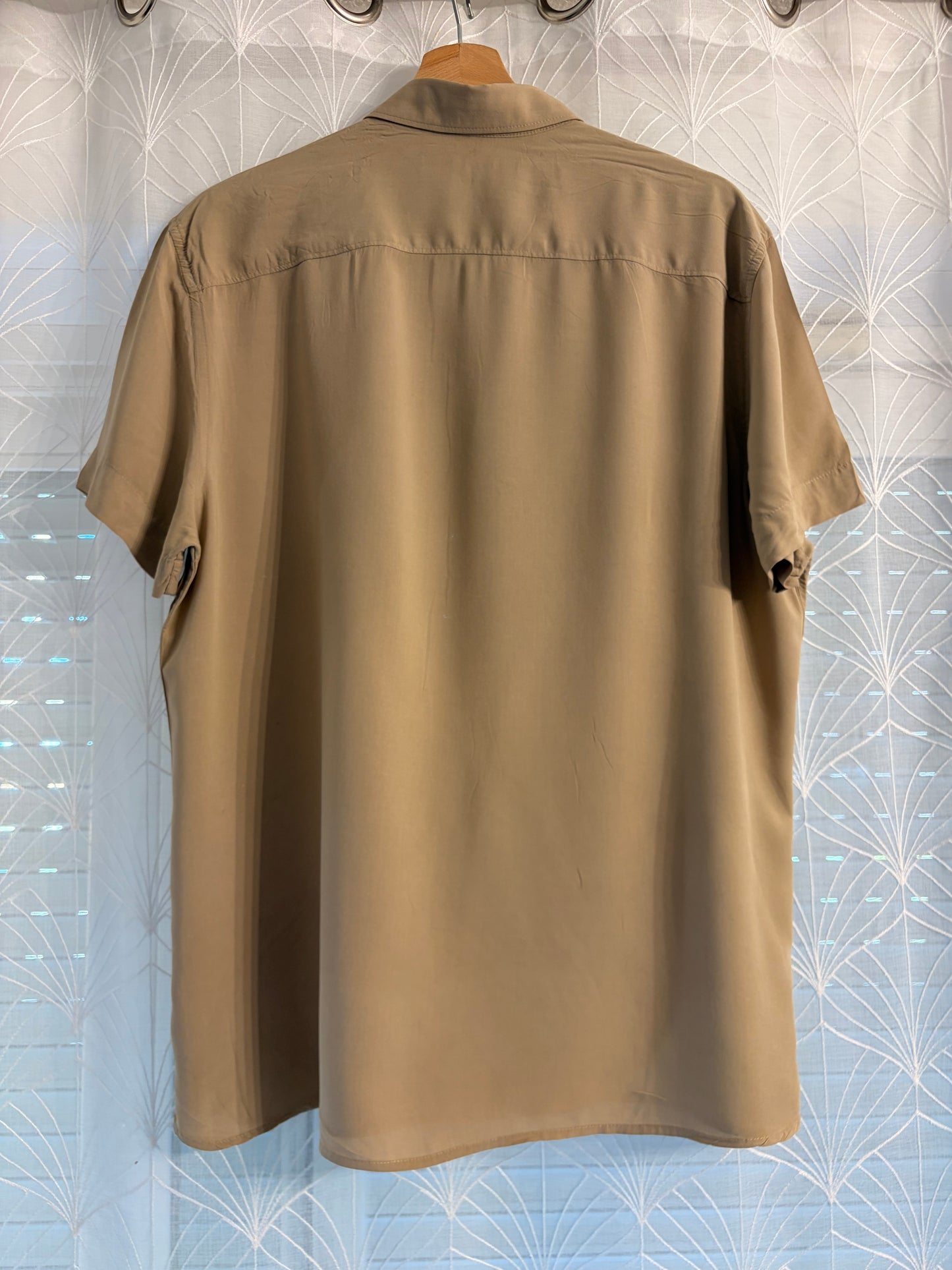 Chemise Perry Ellis Beige Sable 100% Viscose Manches Courtes Fluide Soyeuse – Homme – Taille L