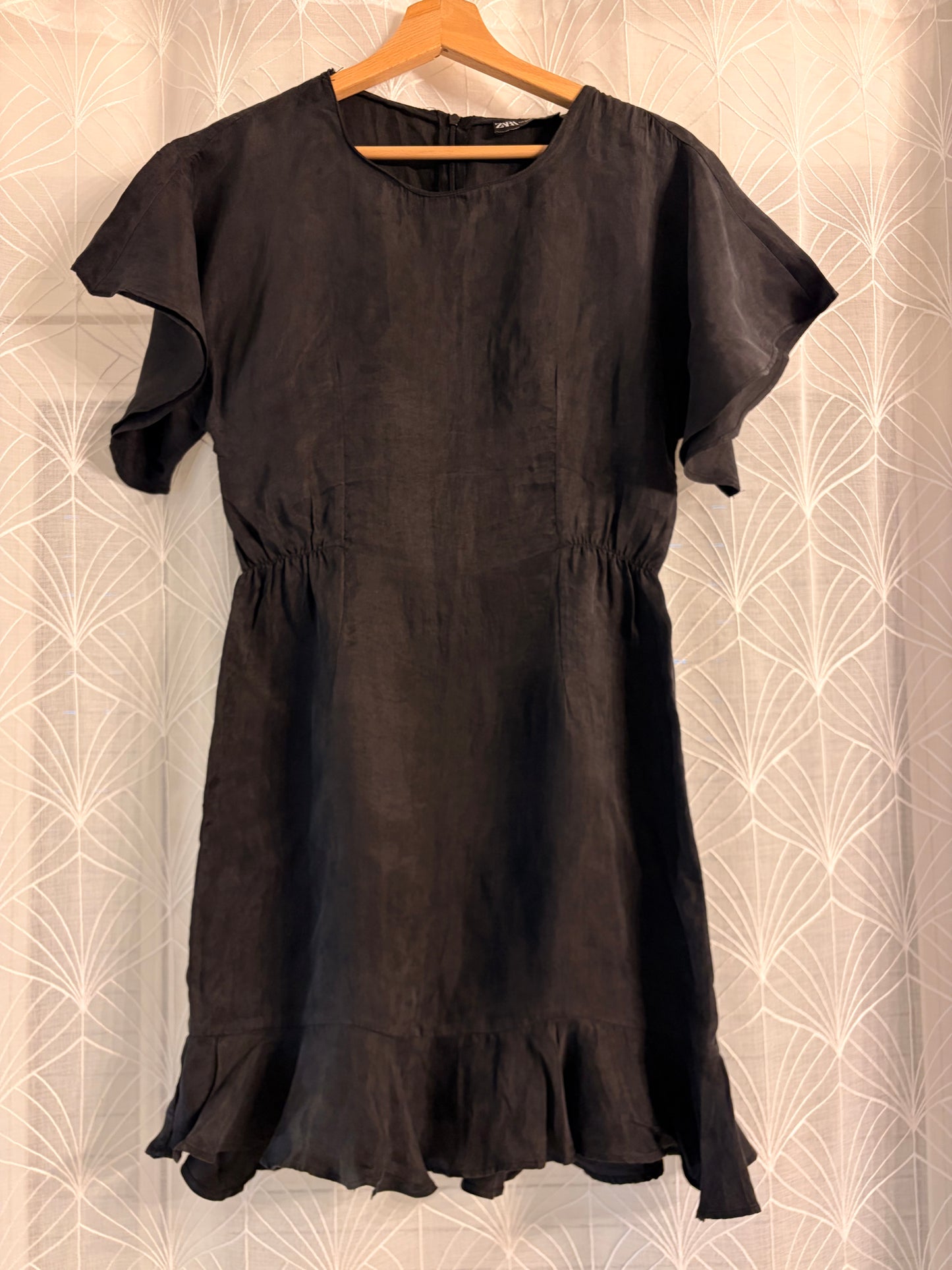 Robe Courte Zara Noire Lyocell Manches Volantées – Femme – Taille S