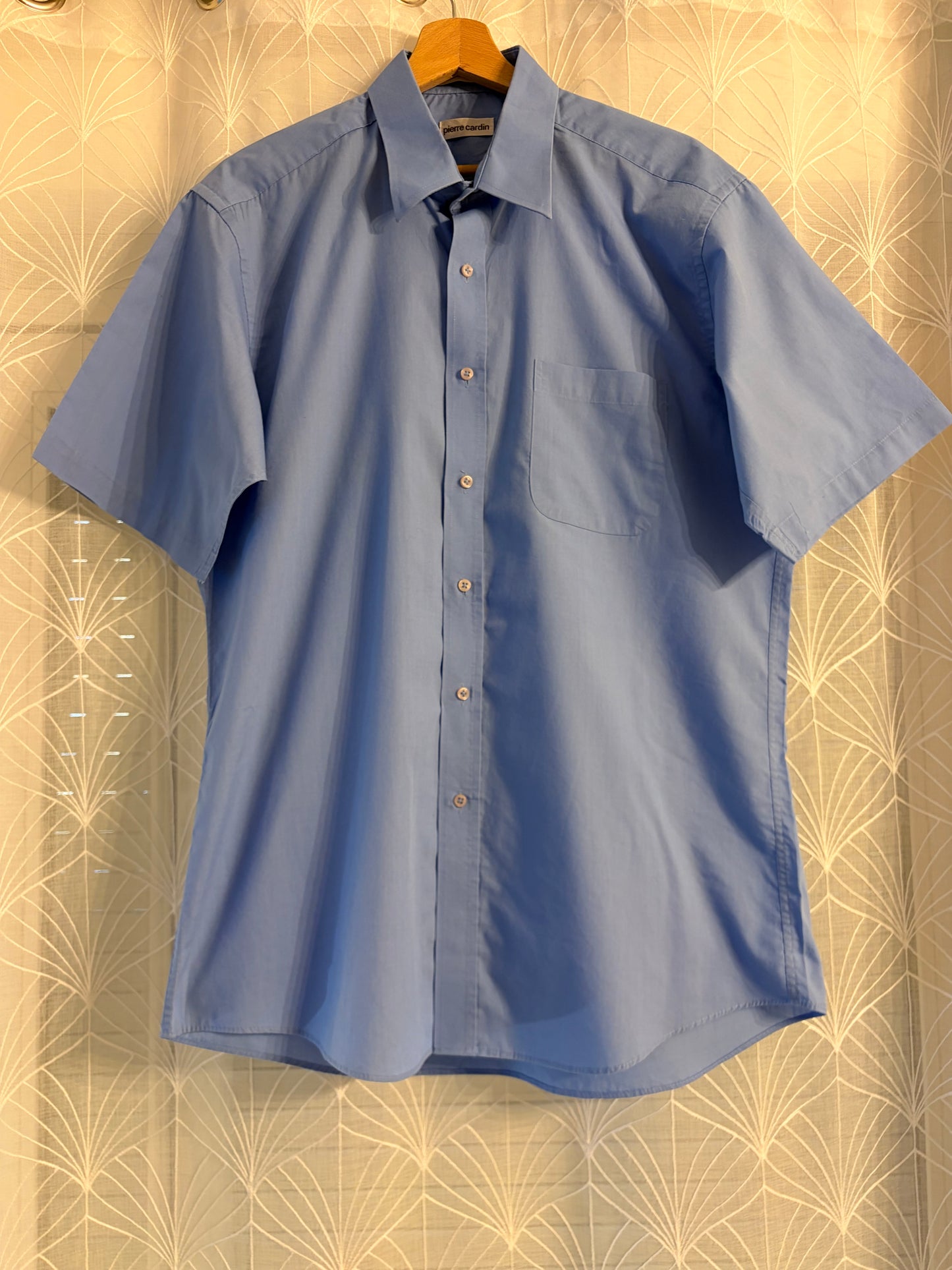 Chemisette Pierre Cardin Bleu Ciel Manches Courtes Col Classique – Homme – Taille 16 (M/L)