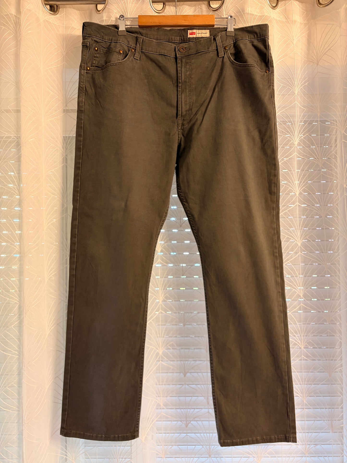 Pantalon Wrangler Premium Quality Slim Straight Gris Anthracite Foncé Délavé Coton Élasthanne Coupe Ajustée Droite Grande Taille – Homme – Taille 54