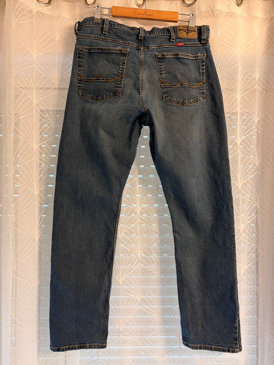 Jean Wrangler Athletic Fit Stretch Bleu Délavé – W36 L30 (FR 46)