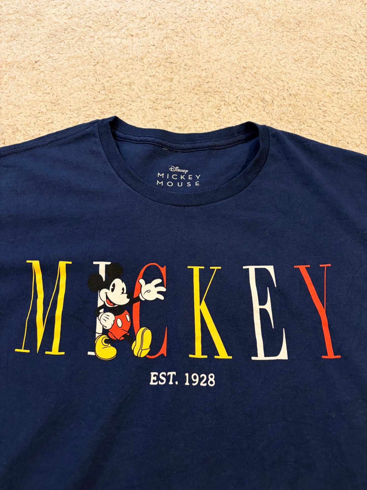 T-shirt Disney Mickey Mouse Est. 1928 Bleu Marine – Taille L | Seconde Main