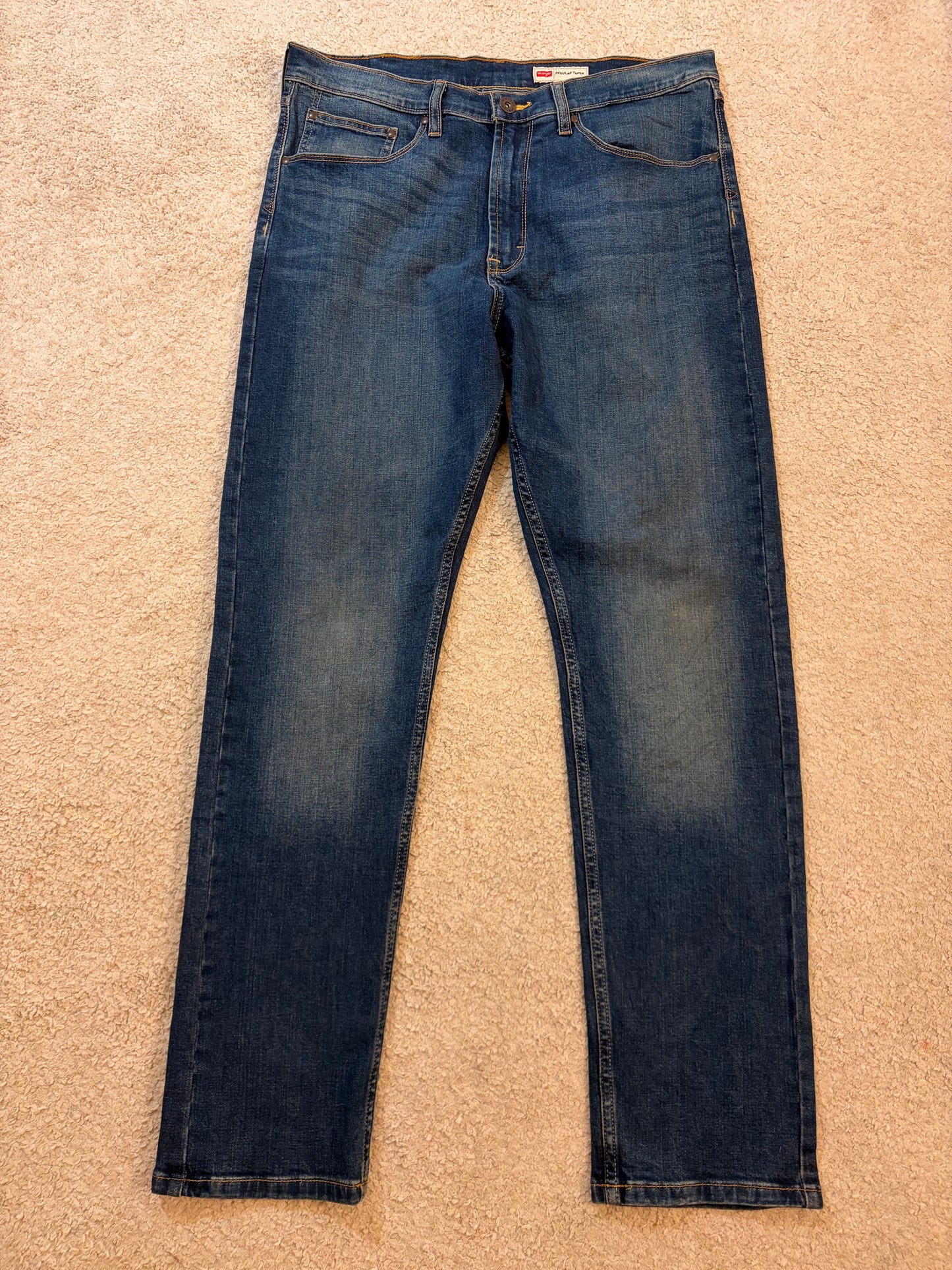 Jean Wrangler Premium Quality Bleu Foncé Stretch Regular Taper – Taille W34 L32 | Seconde Main