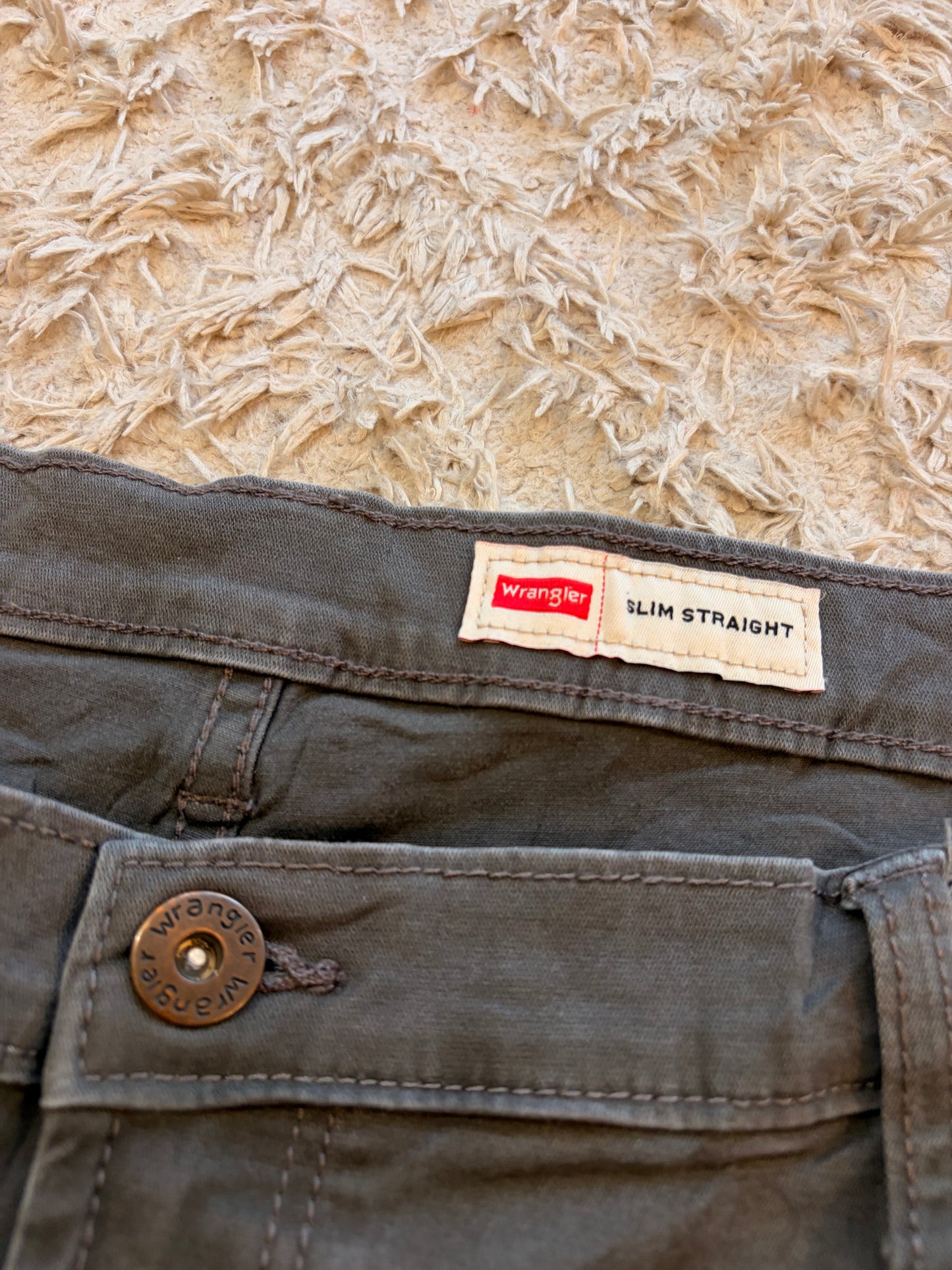 Pantalon Wrangler Premium Quality Slim Straight Gris Anthracite Foncé Délavé Coton Élasthanne Coupe Ajustée Droite Grande Taille – Homme – Taille 54