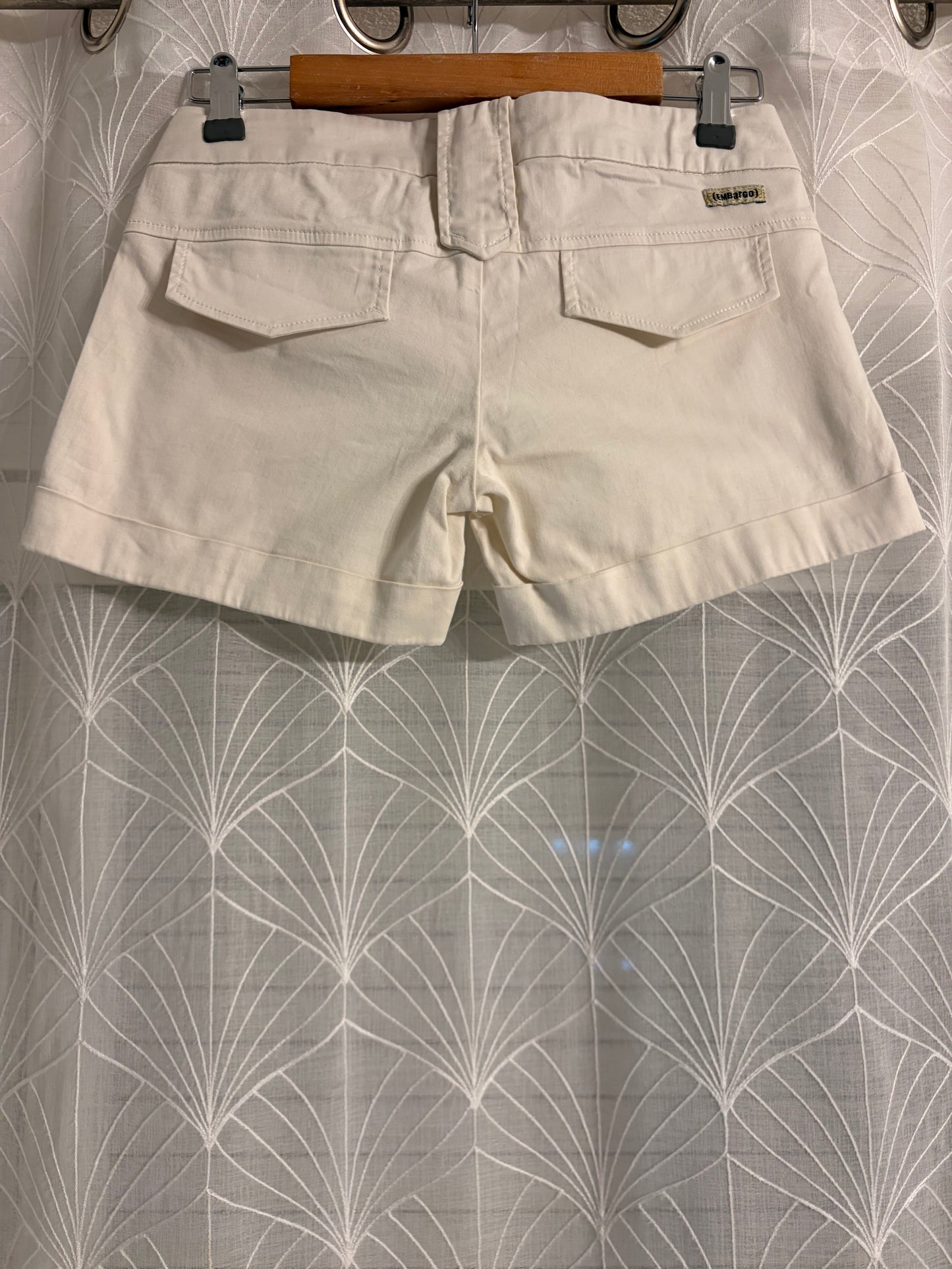 Short Embargo Style Banora Beige/Écru – Femme – Taille 36 (S)