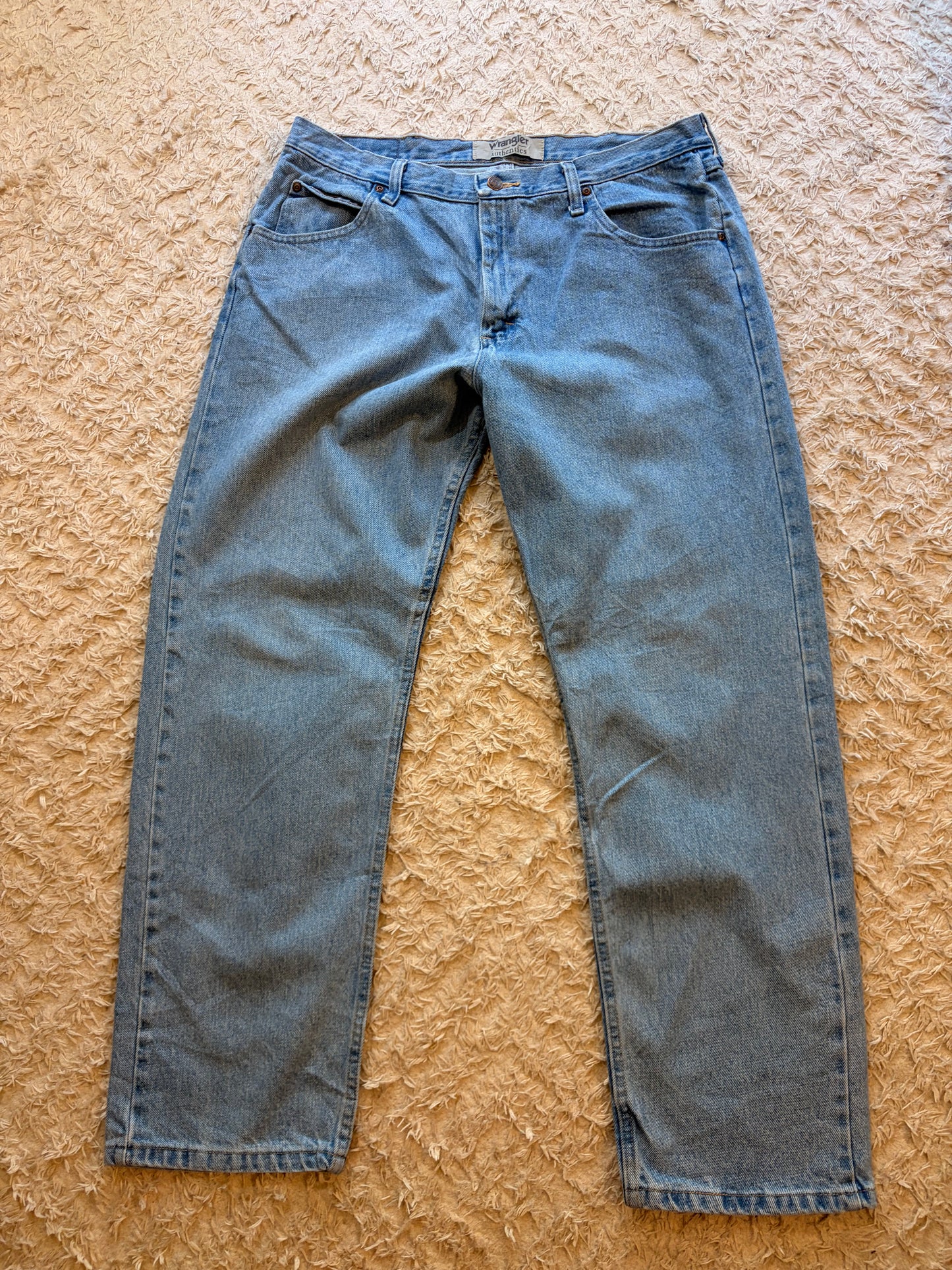 Jean Wrangler Authentics Droit Bleu Clair Délavé Vintage 100% Coton – Homme – Taille W36/L30