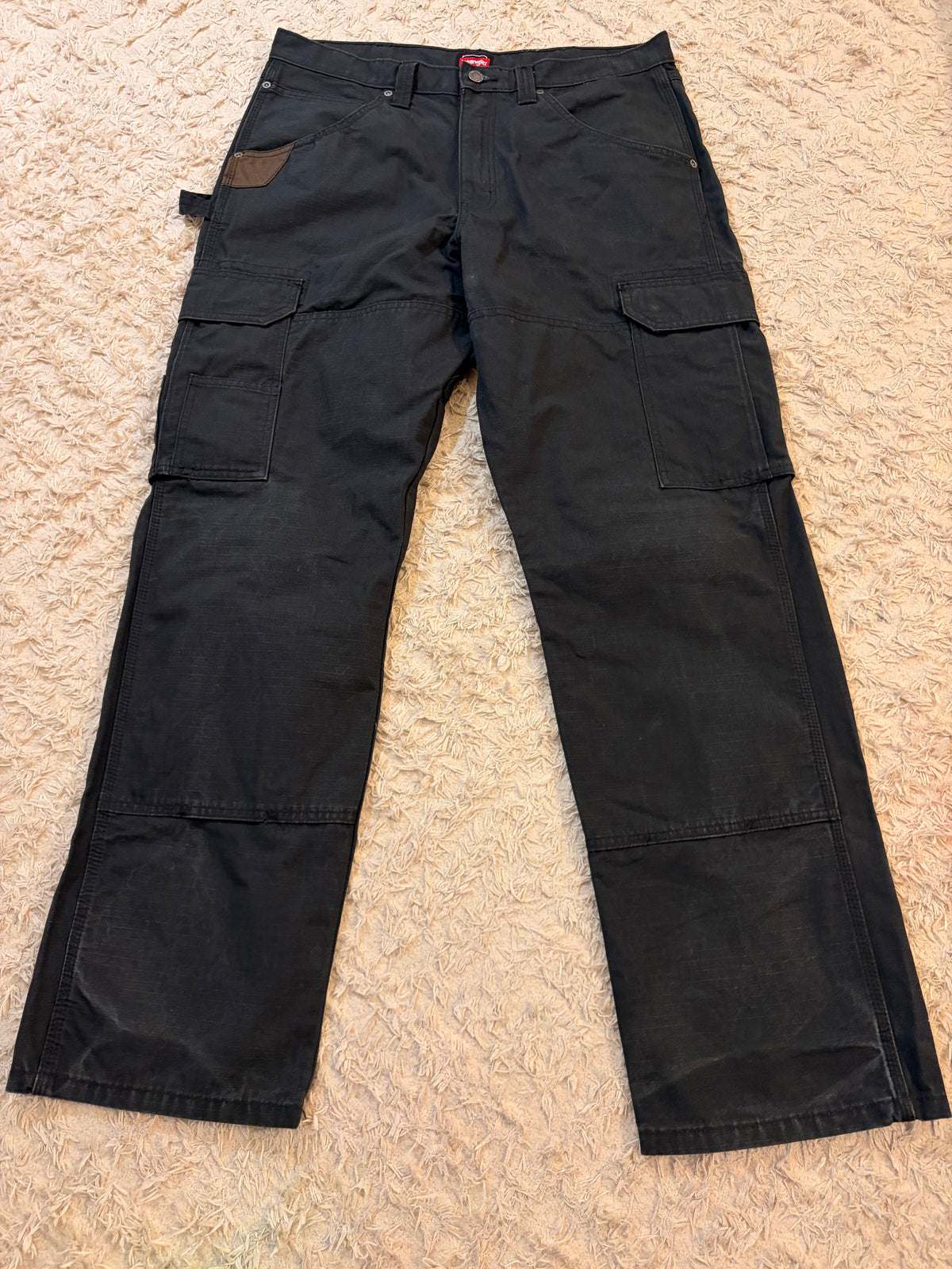 Pantalon Cargo Wrangler RIGGS Workwear 100% Coton Ripstop Noir W34/L32 (FR 44) – Homme – Très Bon état