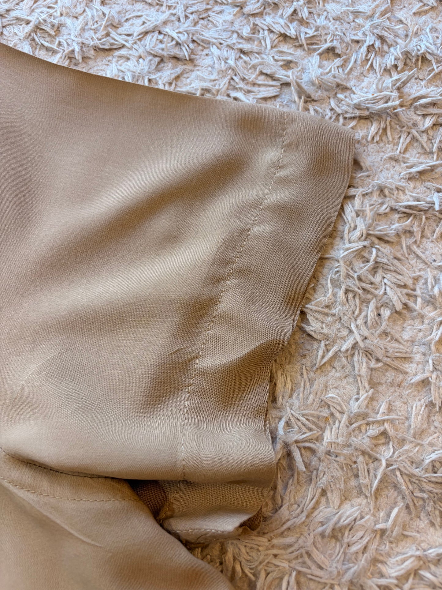 Chemise Perry Ellis Beige Sable 100% Viscose Manches Courtes Fluide Soyeuse – Homme – Taille L