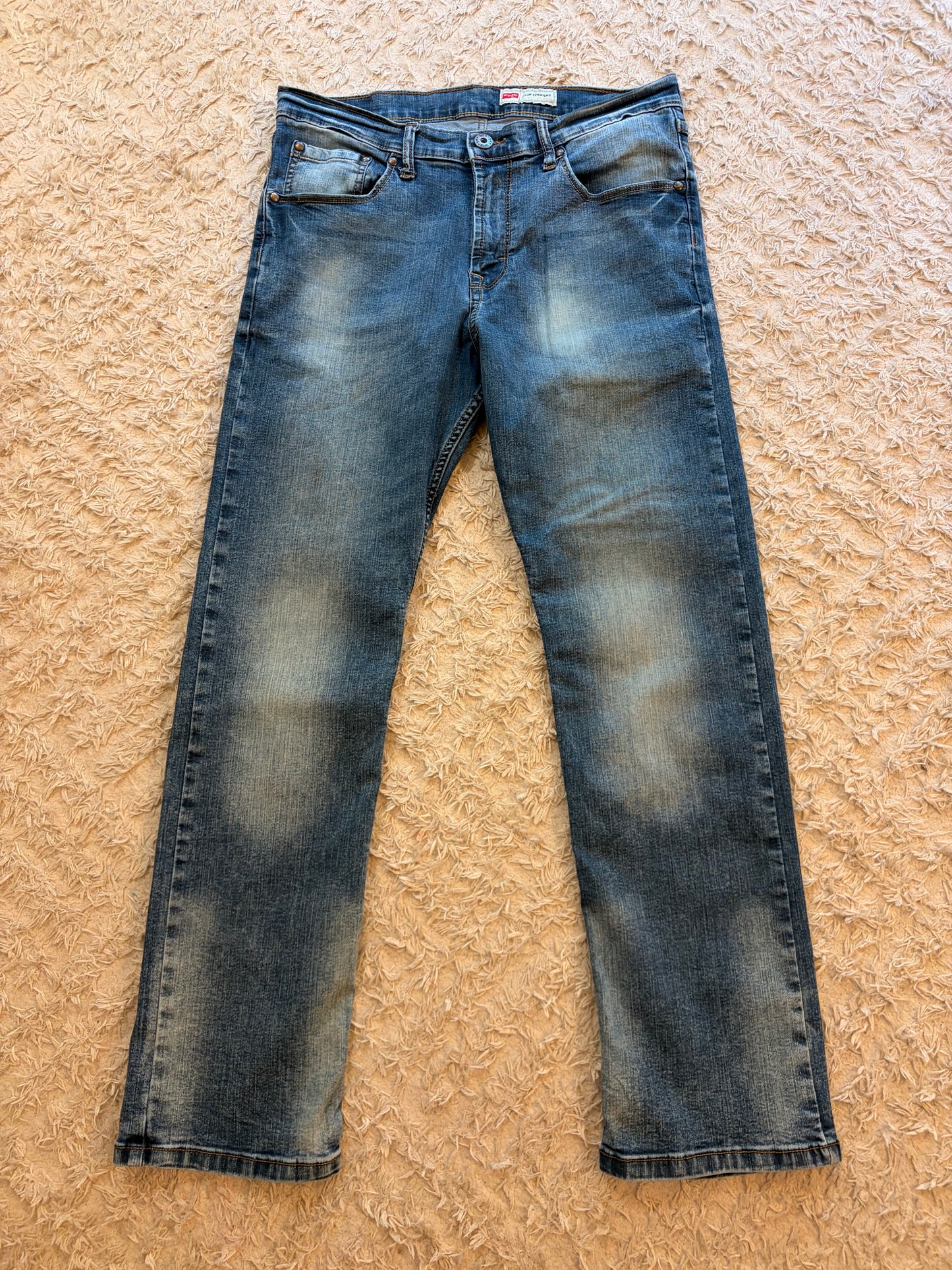 Jean Wrangler Slim Straight Stretch Bleu Délavé 75% Coton 22% Polyester 3% Spandex W32/L30 – Homme – Taille 42