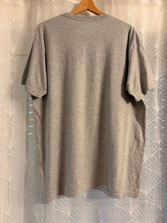 T-shirt Disney « Periodic Table of Classics » Mickey & Amis Gris – Taille XL