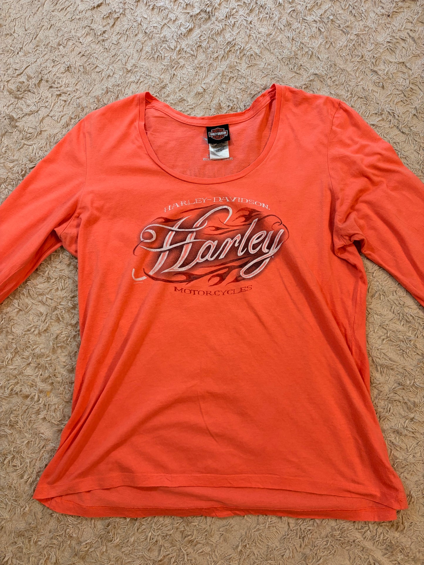 T-shirt Manches Longues Harley-Davidson Glendale California Love Ride Orange Corail Flammes Rétro Passes-Pouces 100% Coton – Femme – Taille XL