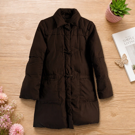 Doudoune Armani Jeans noir sans capuche garnissage plume d'oie véritable polyester nylon IT38 XS longueur 90 cm – Femme | Mode Seconde