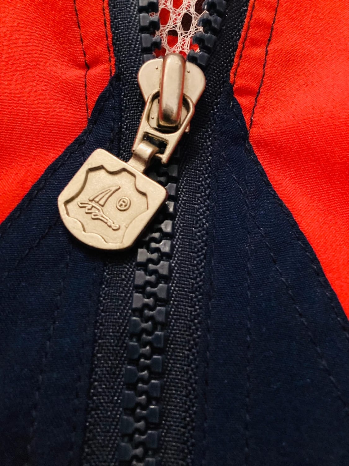 Veste Biwang 14A en très bon état Garçon Marine Rouge 🌊