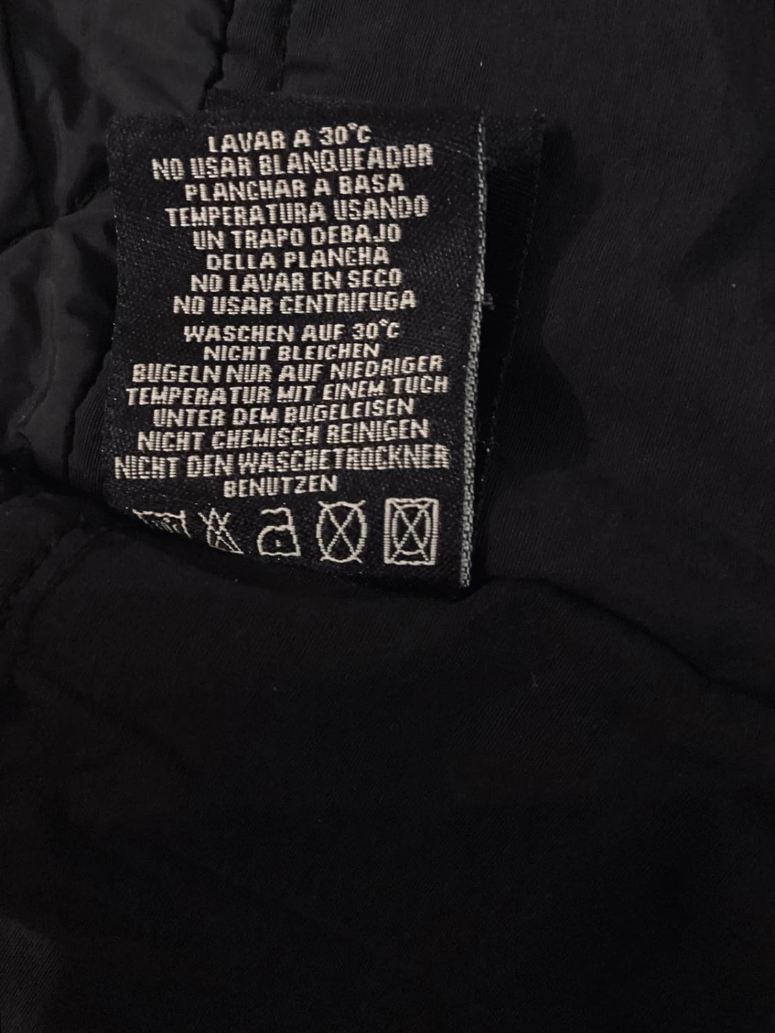 Doudoune Femme Refrigue L Noir en Très Bon État 🖤