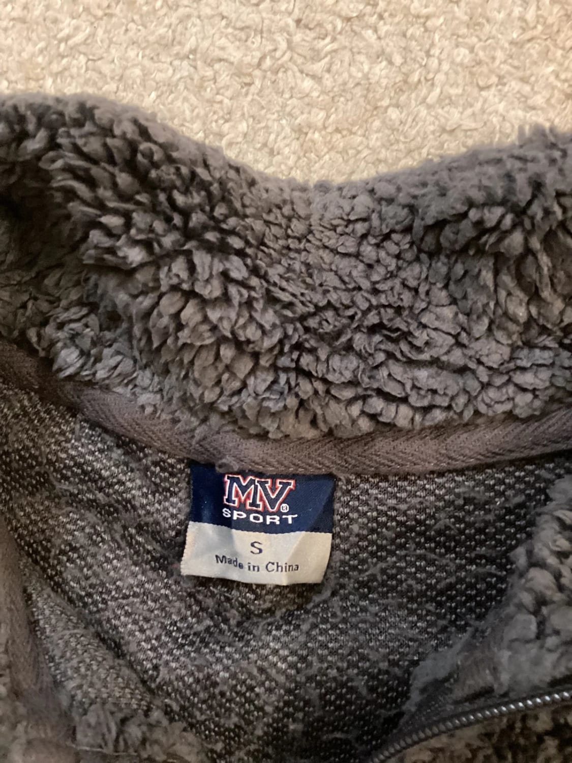 Veste Polaire MV Sport S en Très Bon État
