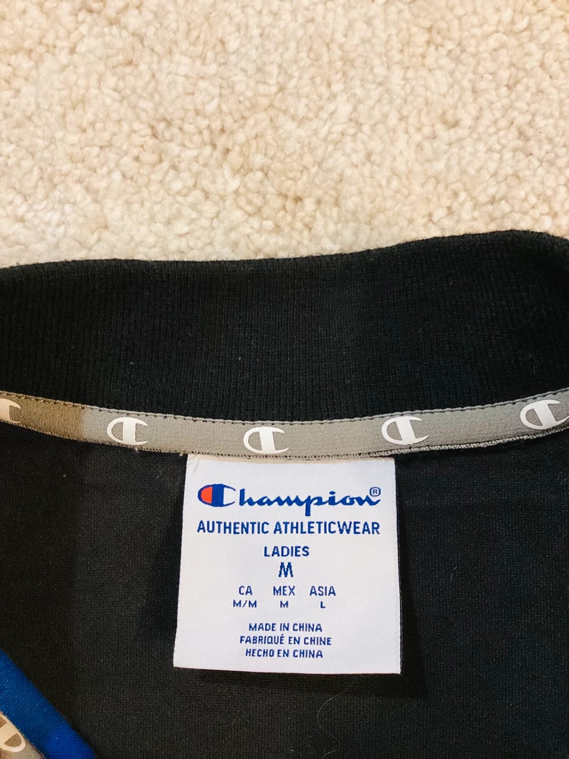 Veste Champion Ladies M en Très Bon État 🎉