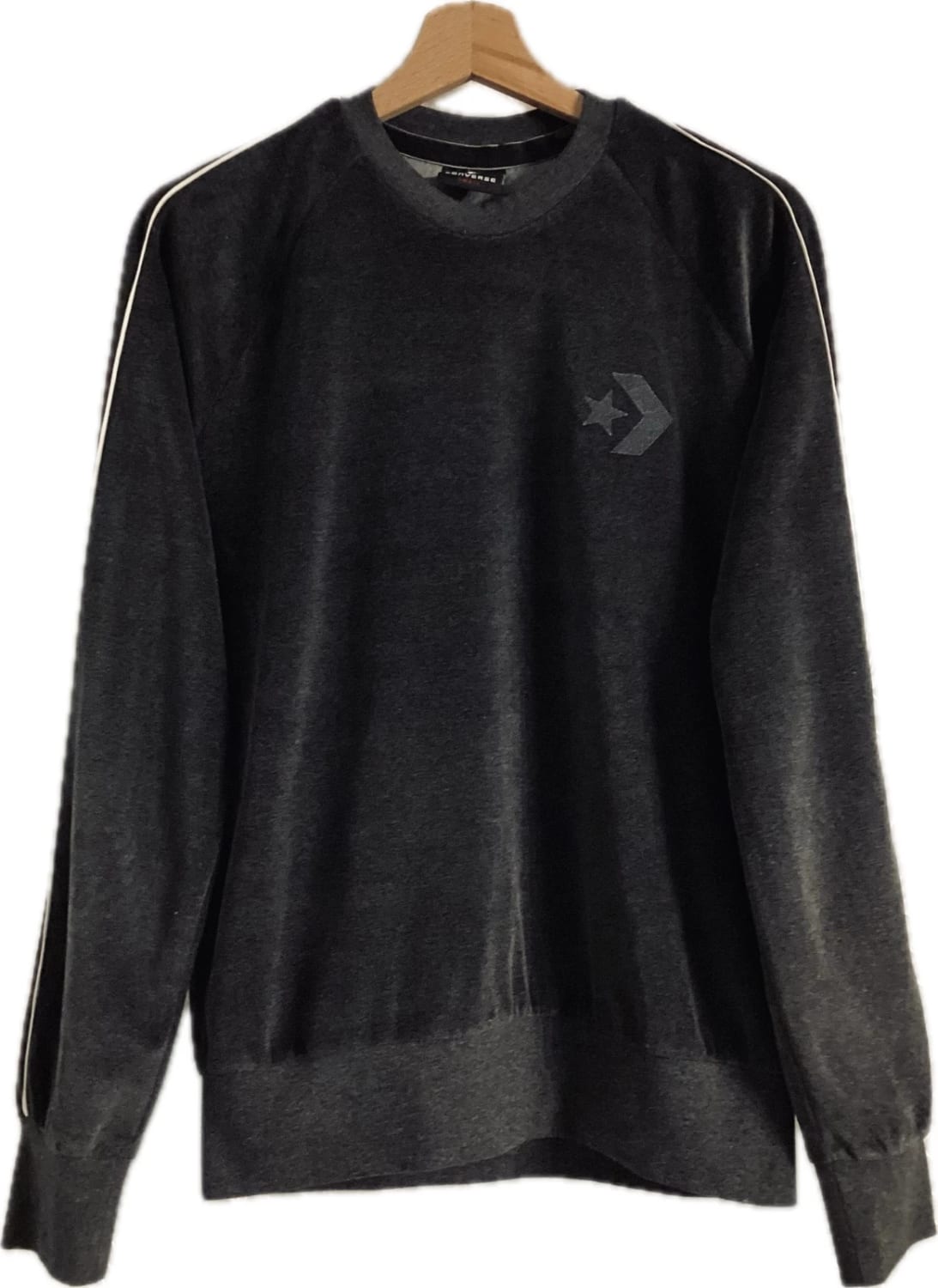 Pull Converse S en Très Bon État 🖤