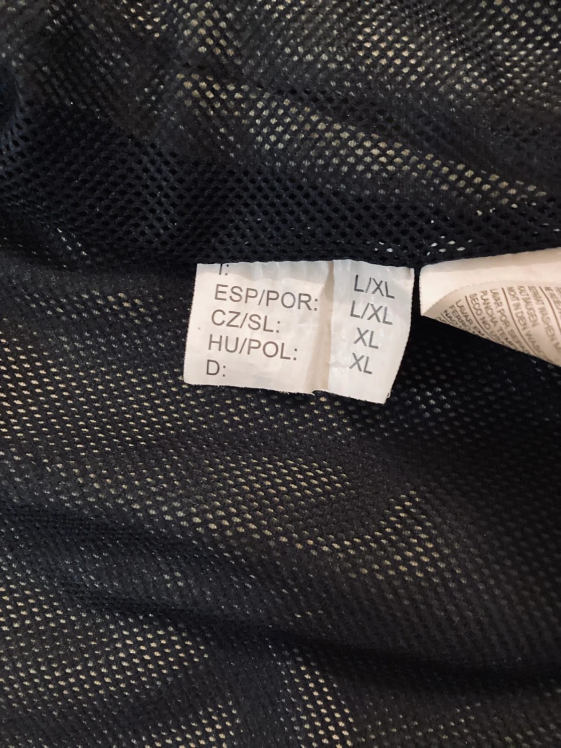 Veste Diadora XL en Très Bon État 🍃