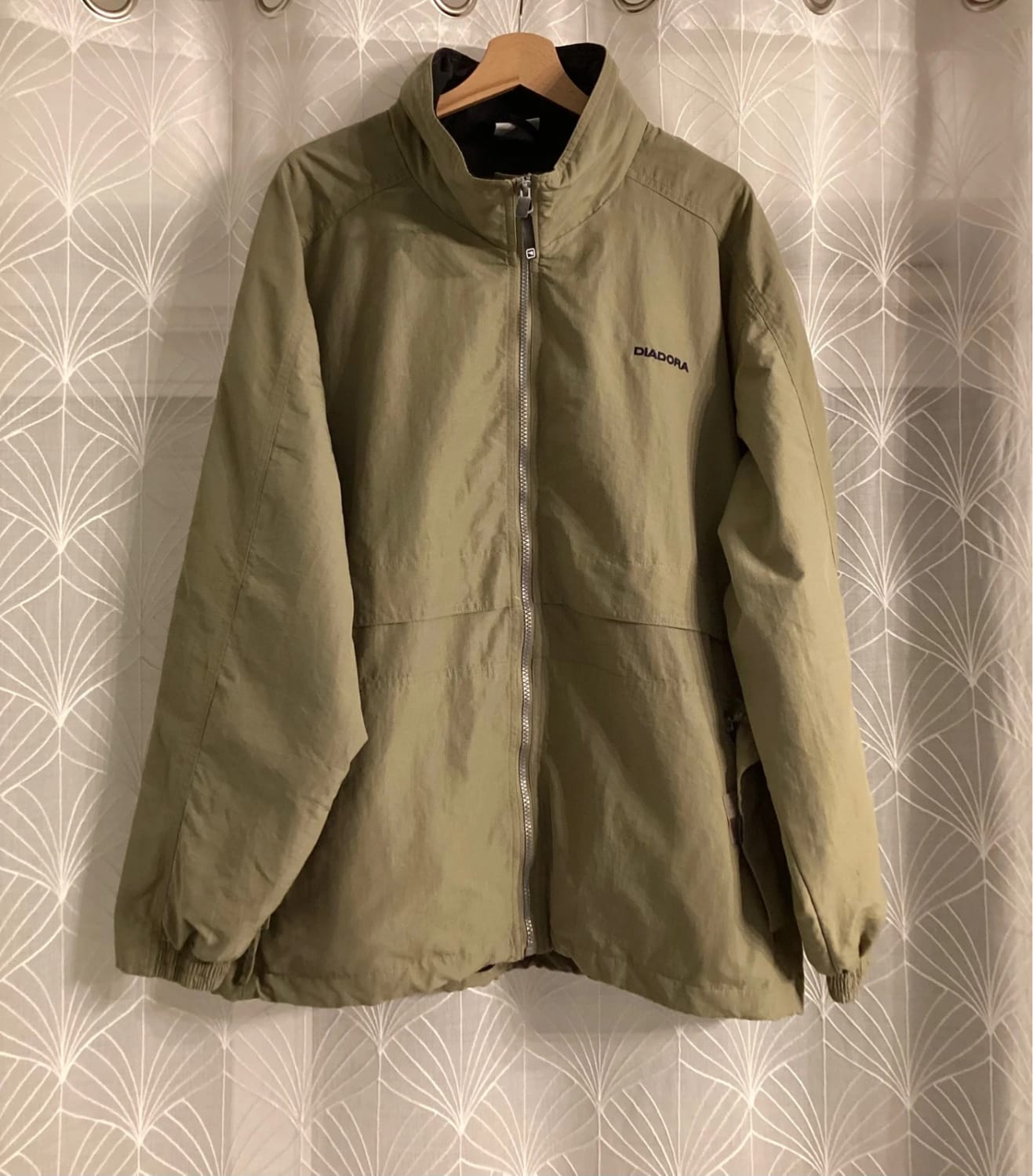 Imperméable Diadora L en Très Bon État 🍃