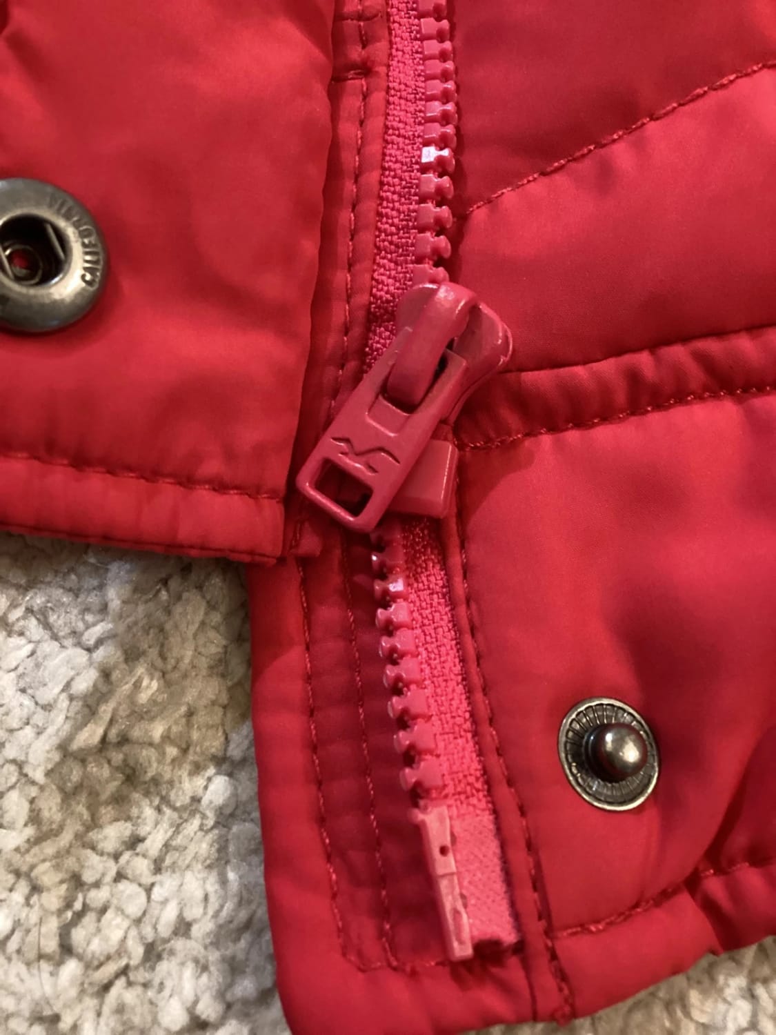 Doudoune Hollister L en Très Bon État 🌸