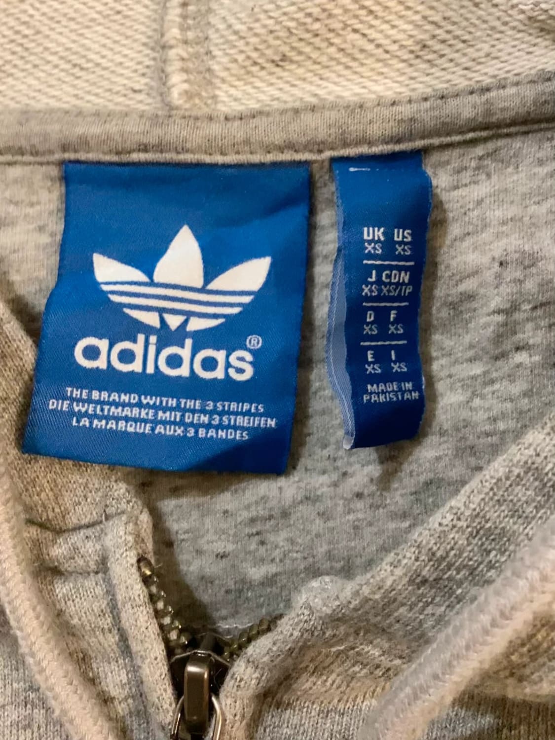 Veste Adidas XS en Très Bon État