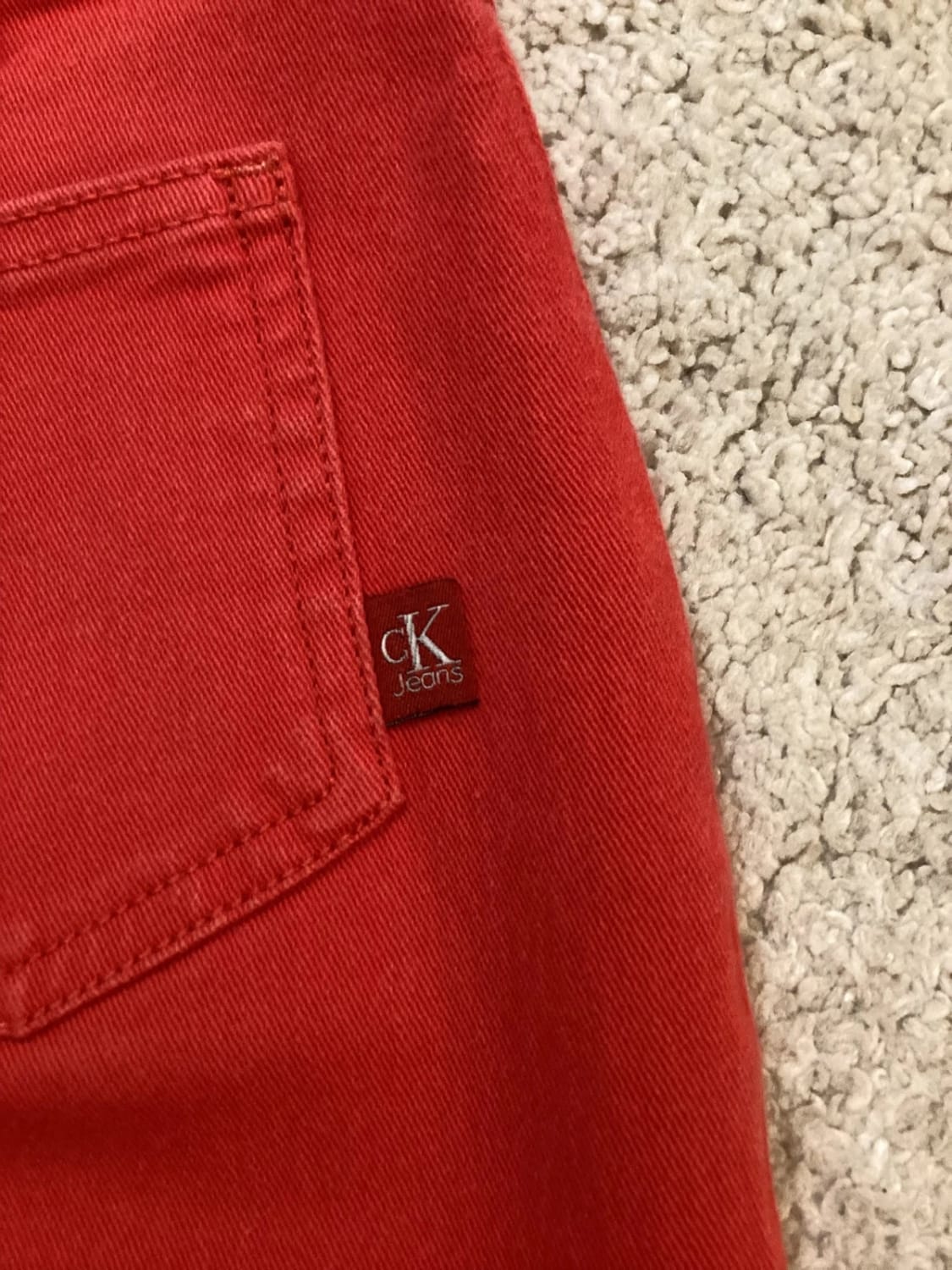 Jeans Calvin Klein XS en Très Bon État 🔴