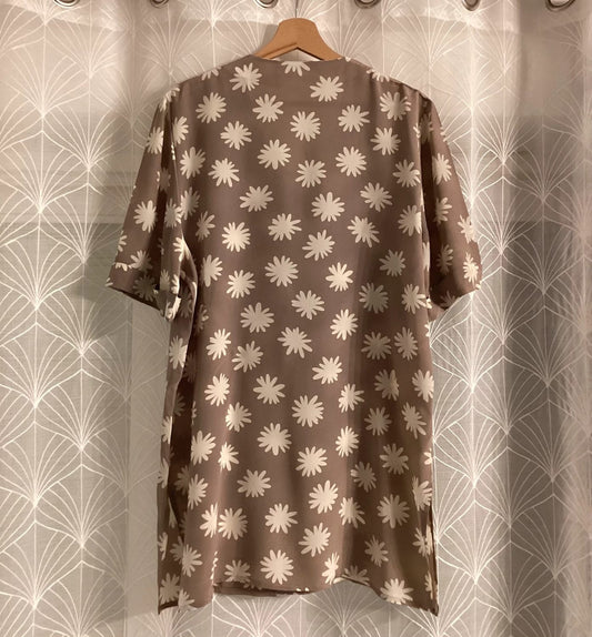 Collection by Lamela Blouse S in Very Good Condition 🌸