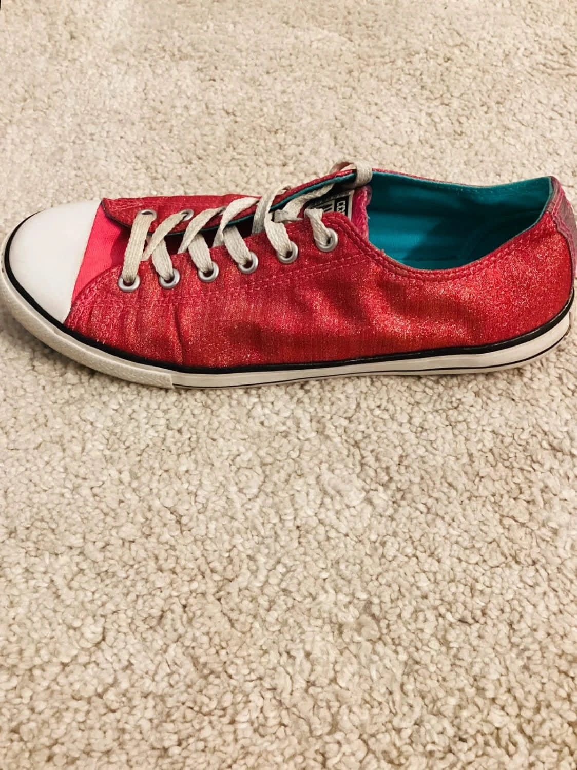 Chaussure Converse 38 en très bon état fille rouge 🩸