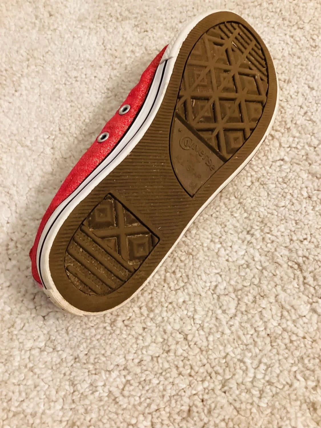 Chaussure Converse 38 en très bon état fille rouge 🩸