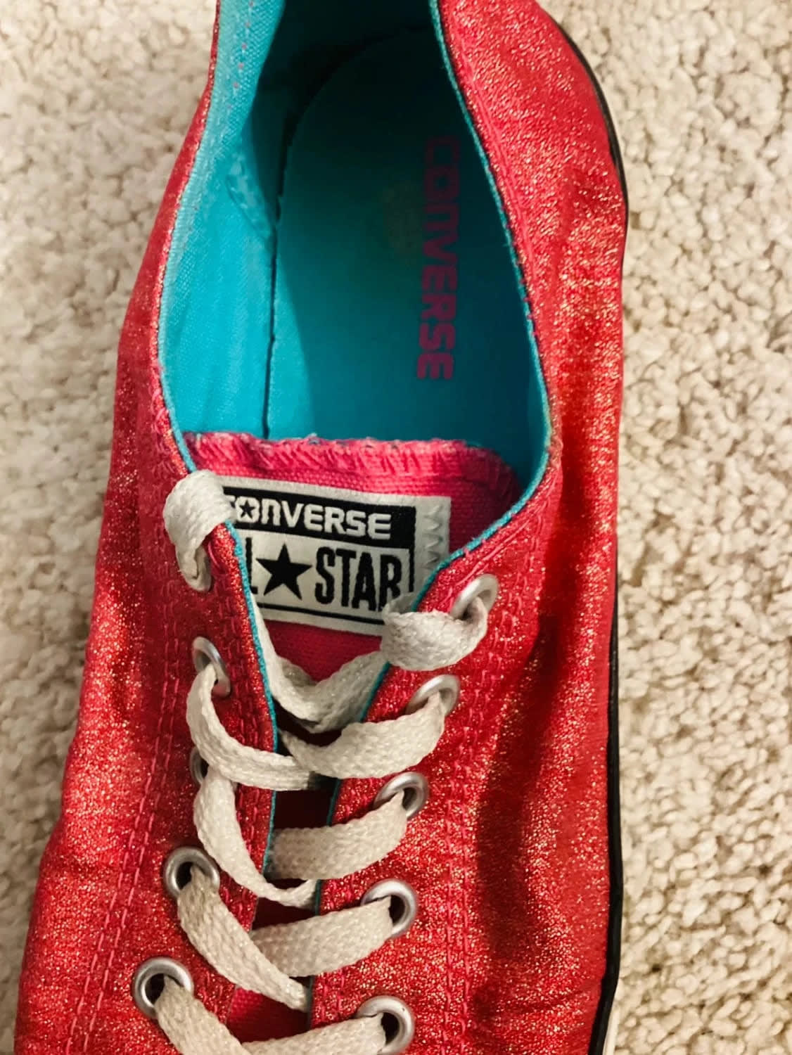 Chaussure Converse 38 en très bon état fille rouge 🩸